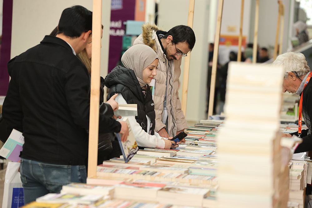 11. Sivas Kitap Günleri Başladı 11. Sivas Kitap Günleri Başladı
