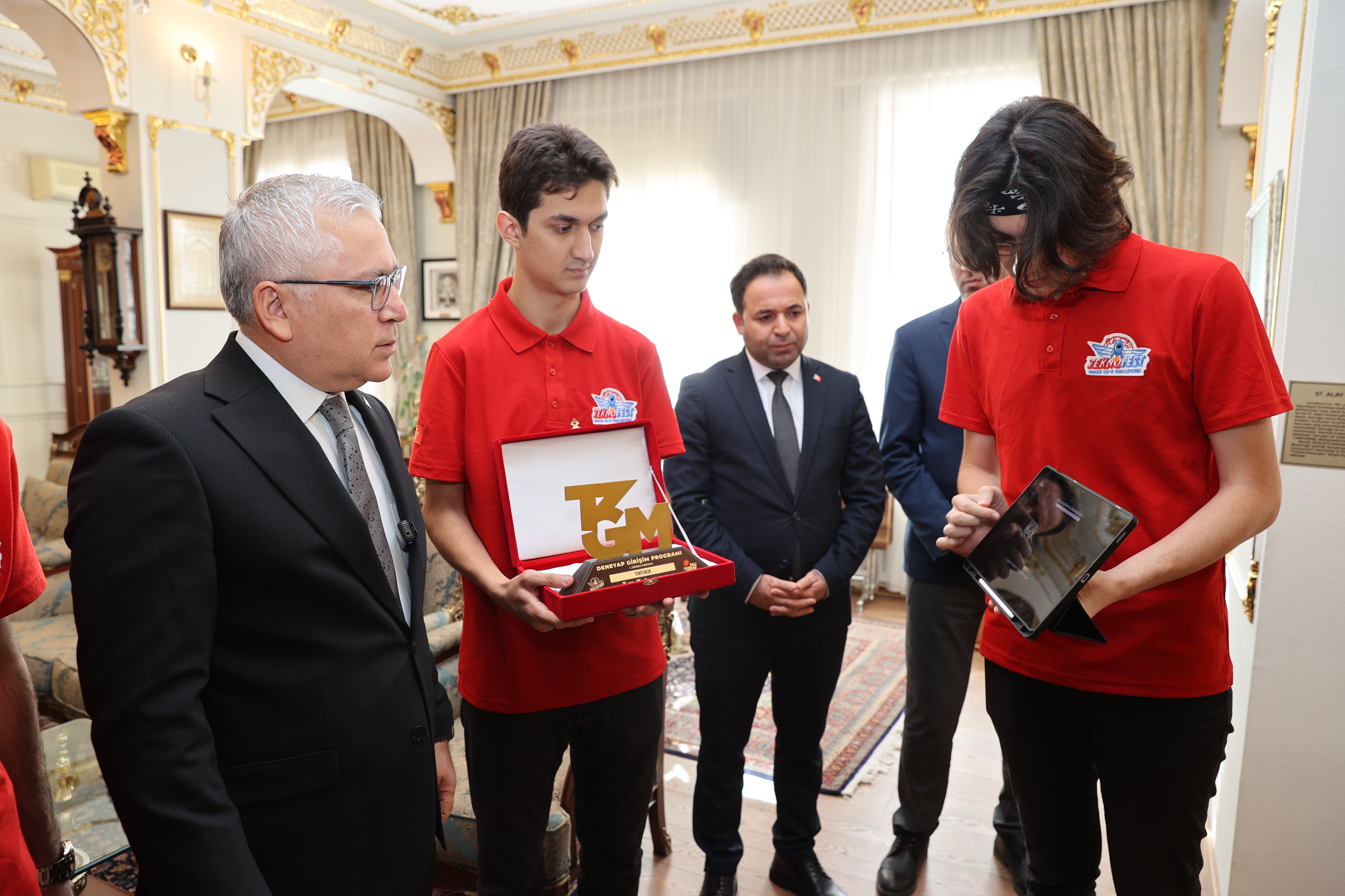 “Sizler Bizim Geleceğimizsiniz” “Sizler Bizim Geleceğimizsiniz”