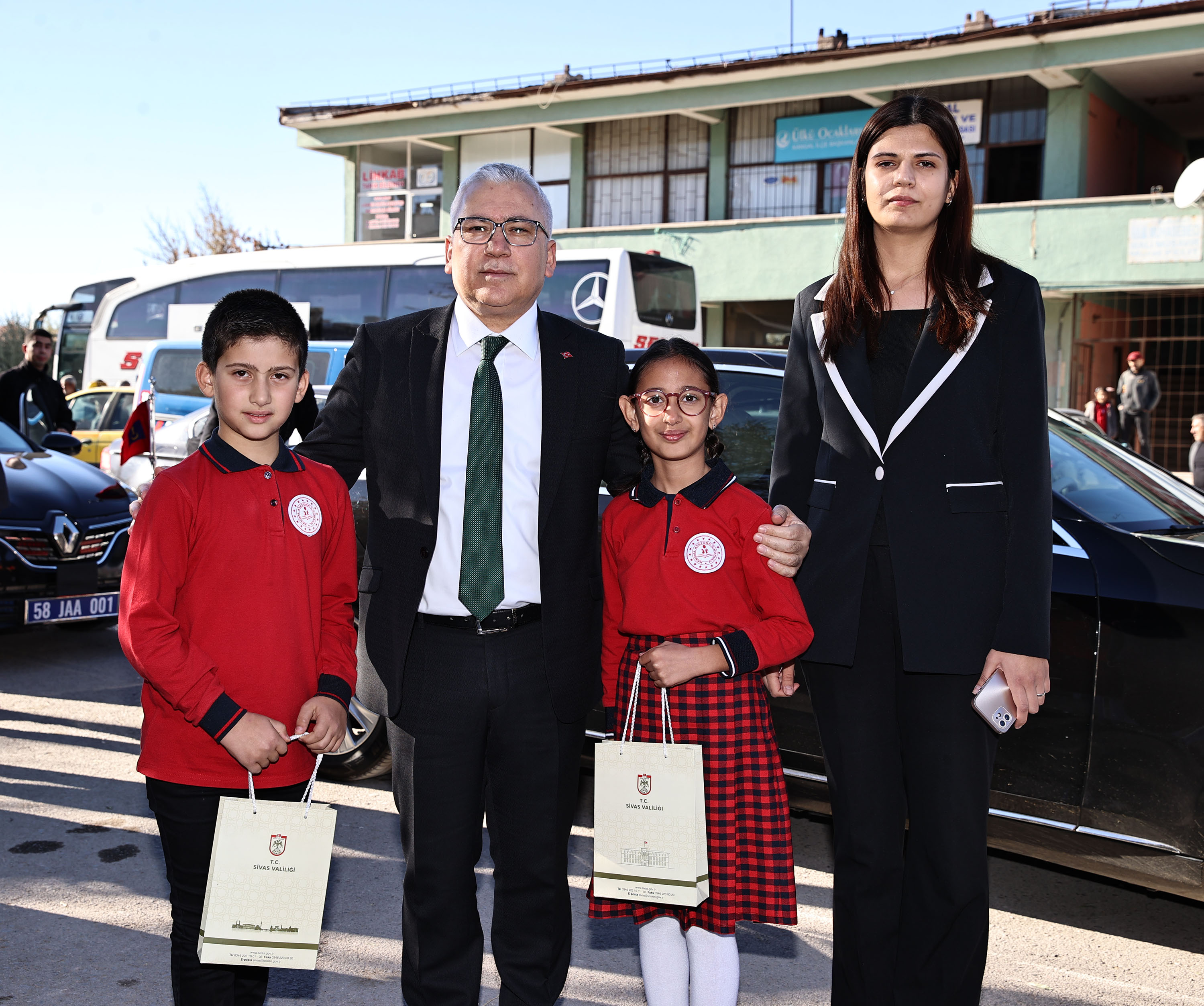 Vali Yılmaz Şimşek Kangal İlçesini Ziyaret Etti