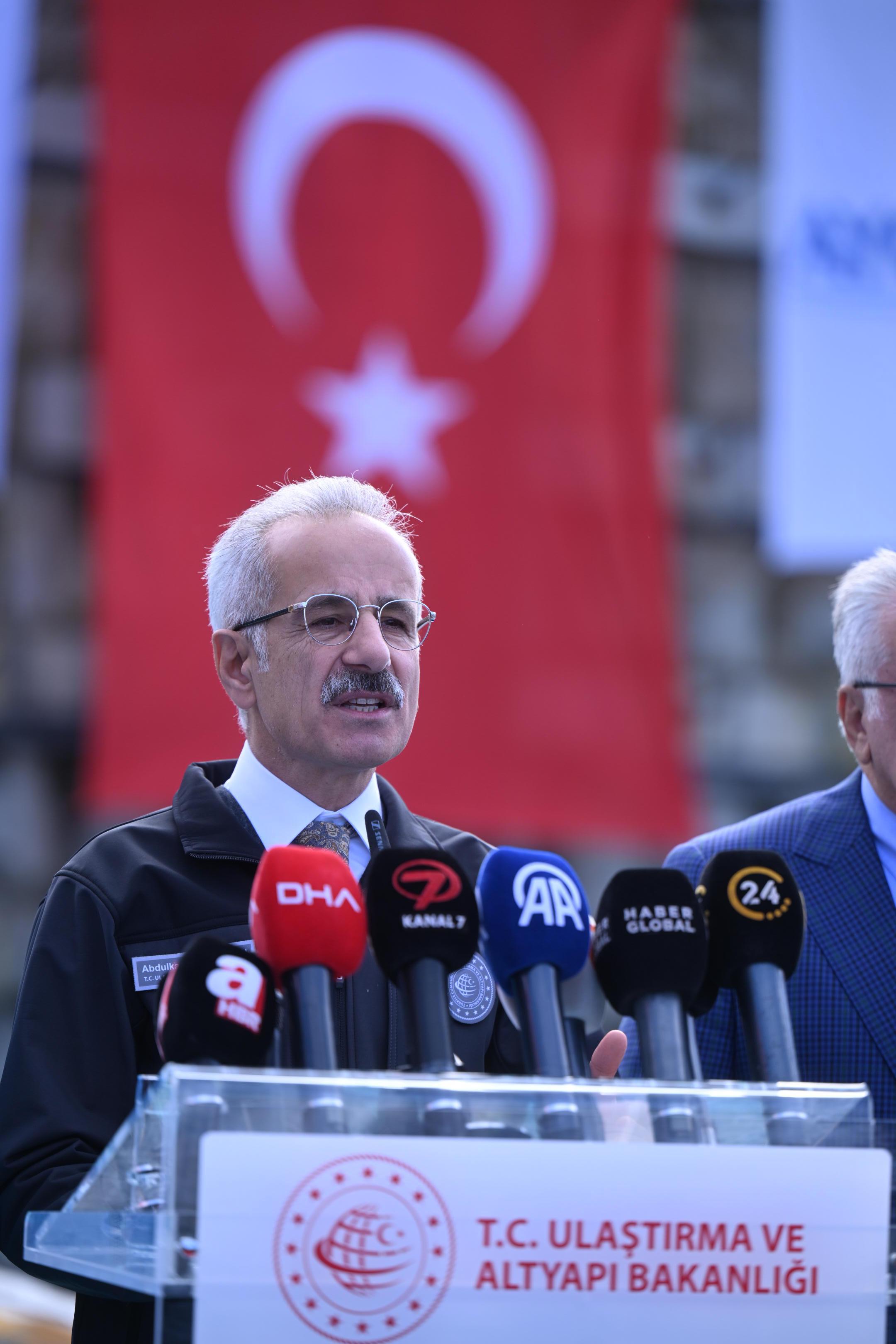 3,1 MİLYON KİŞİ DAHA İSTANBUL’UN RAYLI SİSTEM AĞINA KAVUŞACAK