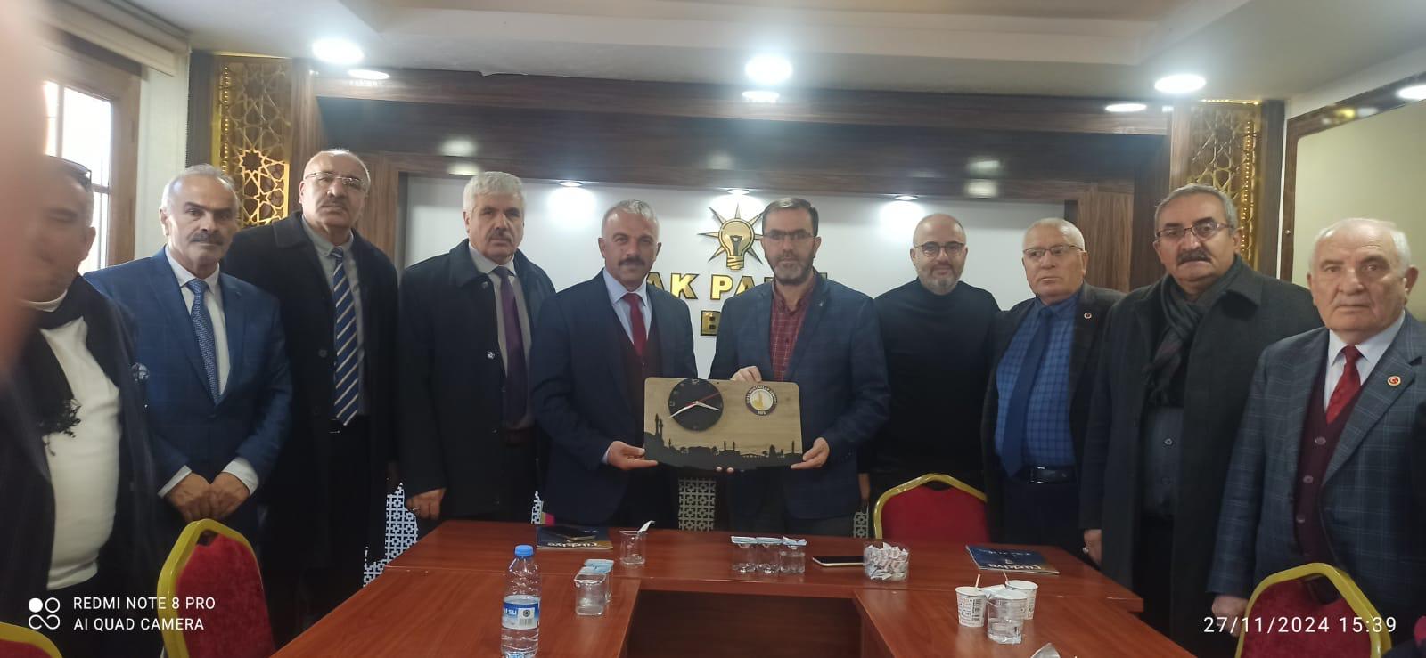 AK Parti Sivas Merkez İlçe Teşkilatı’na Yeni Başkan Rüfet Arslan’a Ziyaret AK Parti Sivas Merkez İlçe Teşkilatı’na Yeni Başkan Rüfet Arslan’a Ziyaret