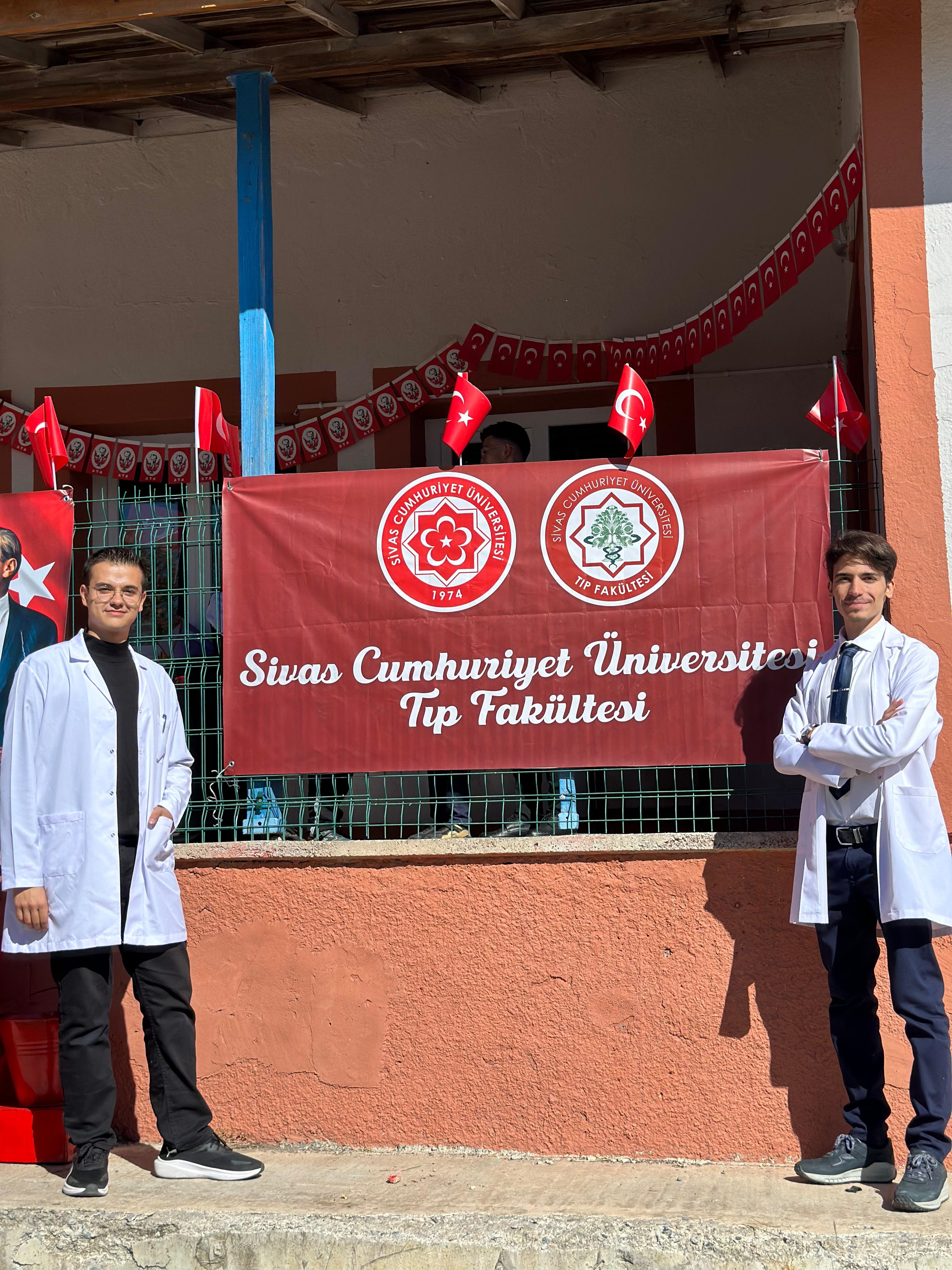 TIBBİYELİLER ÇOCUKLARLA CUMHURİYET BAYRAMINI KUTLADI