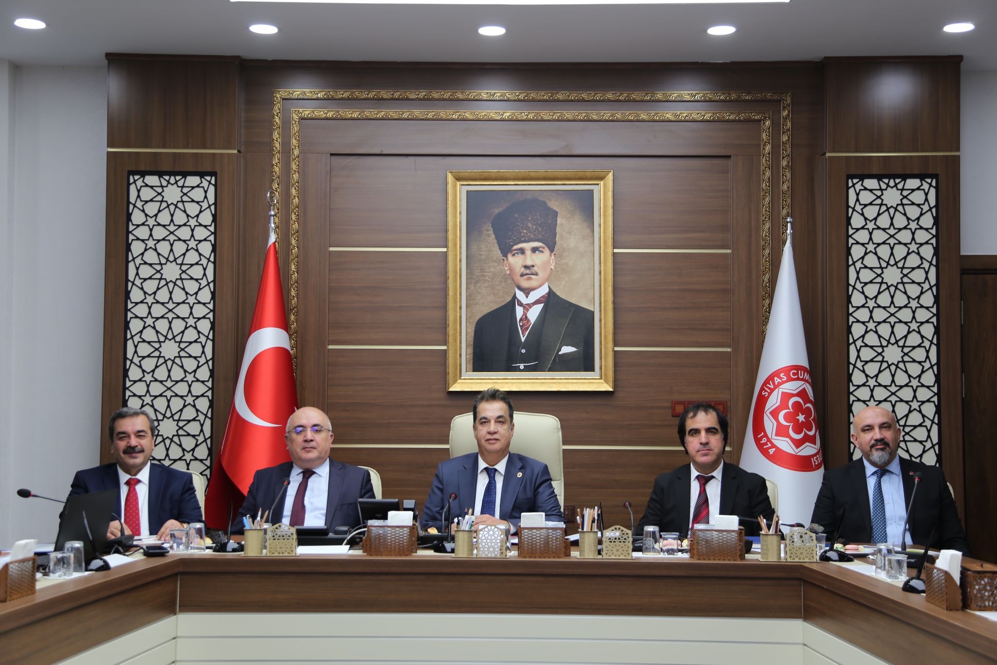 Cumhuriyet Üniversitesi 2024 Yılı Danışma Kurulu Toplantısı Düzenlendi Cumhuriyet Üniversitesi 2024 Yılı Danışma Kurulu Toplantısı Düzenlendi