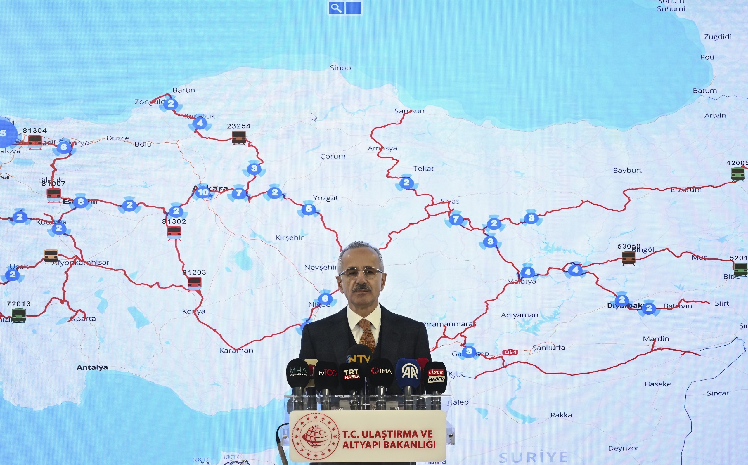 DEMİRYOLLARINDA YAPAY ZEKA DÖNEMİ DEMİRYOLLARINDA YAPAY ZEKA DÖNEMİ