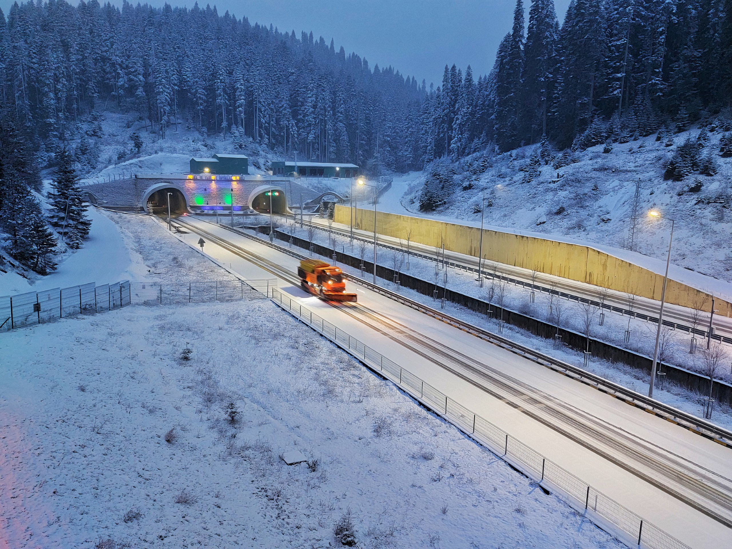 ILGAZ 15 TEMMUZ İSTİKLAL TÜNELİ 8 YAŞINDA