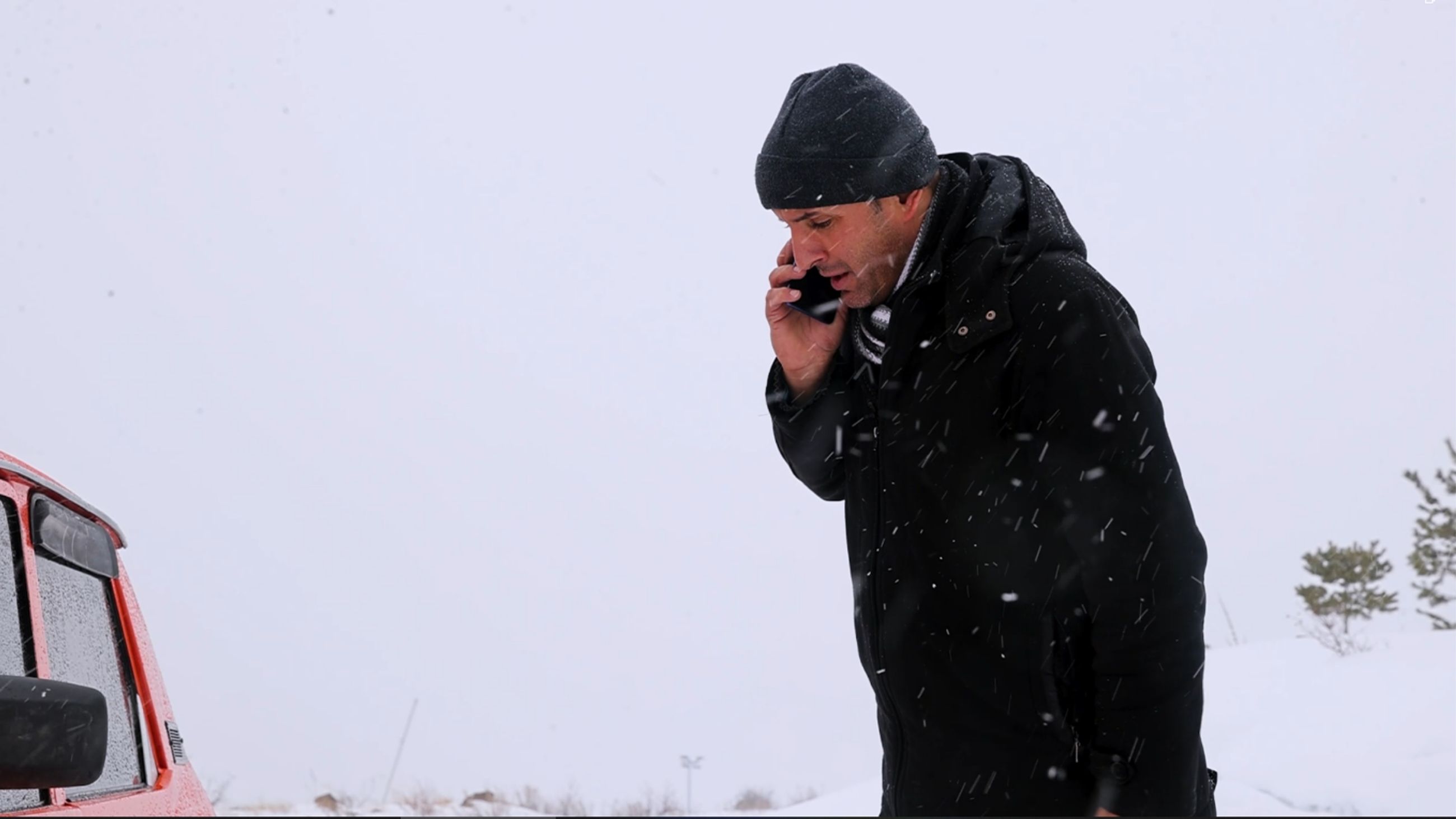 Vali Yılmaz Şimşek ilimizde faaliyet gösteren yazılı ve görsel medyanın temsilcileri akşam yemeğinde  ile bir araya geldi