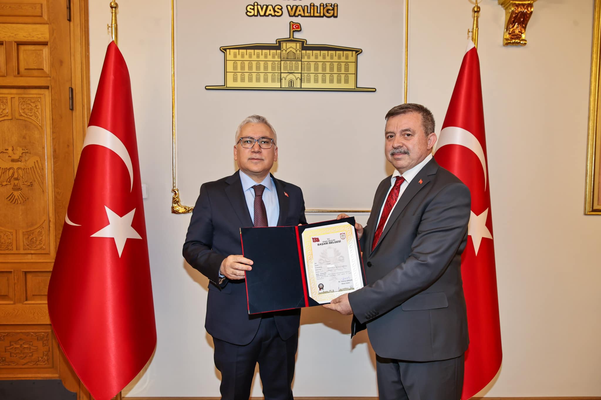 Sivas seni özleyecek Müdürüm Sivas seni özleyecek Müdürüm