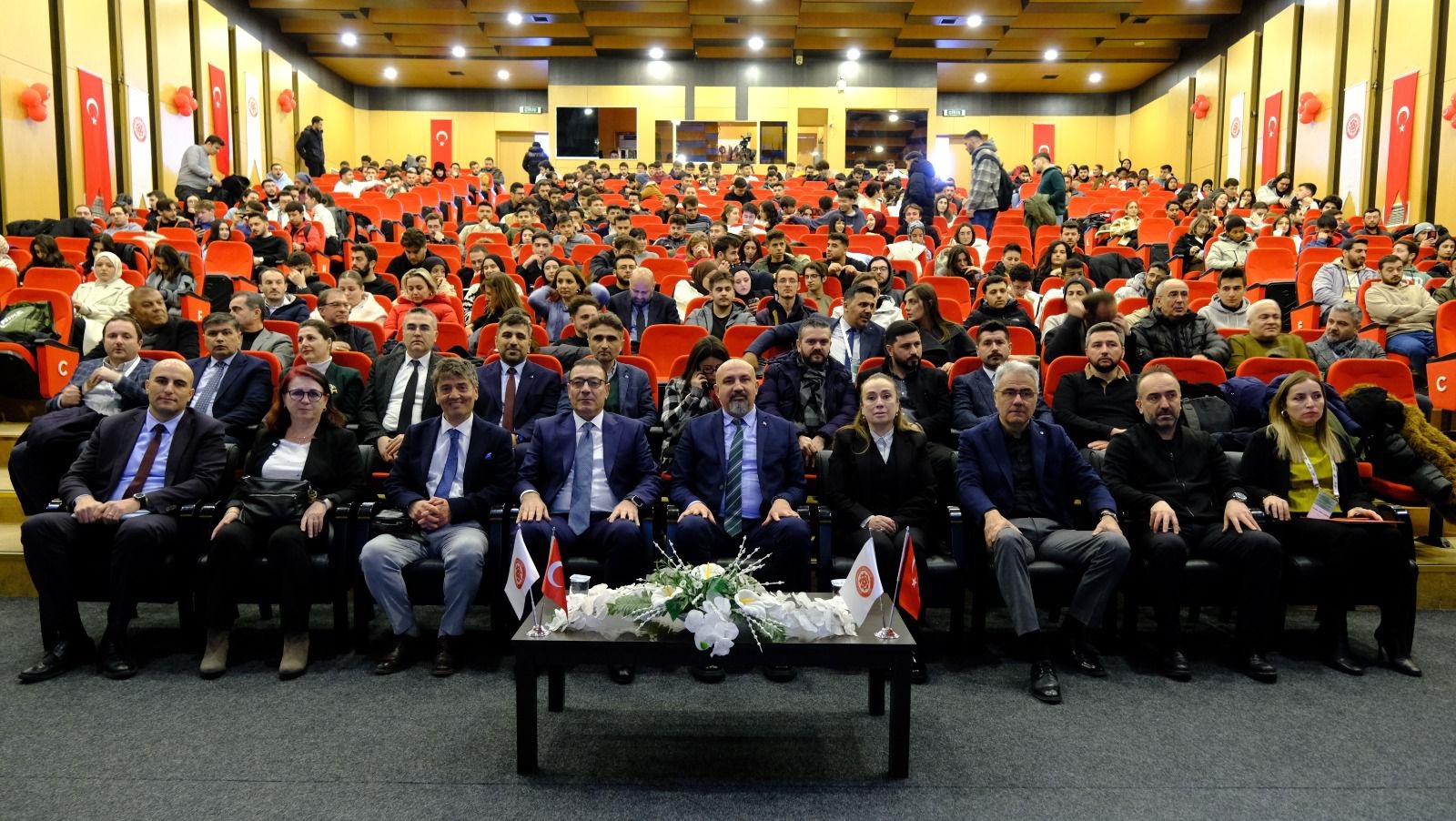 SCÜ’de Enerji Dönüşüm Sürecinde Mühendislik Kariyeri Adlı Panel Gerçekleştirildi SCÜ’de Enerji Dönüşüm Sürecinde Mühendislik Kariyeri Adlı Panel Gerçekleştirildi