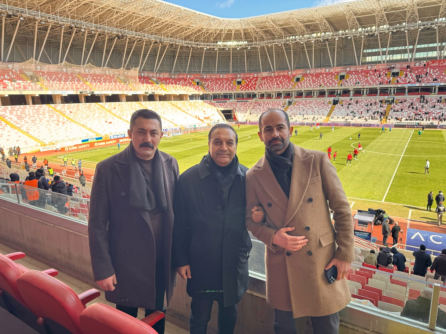 Halkın Vekilleri Sivasspor'a destek olmak için maçtaydı