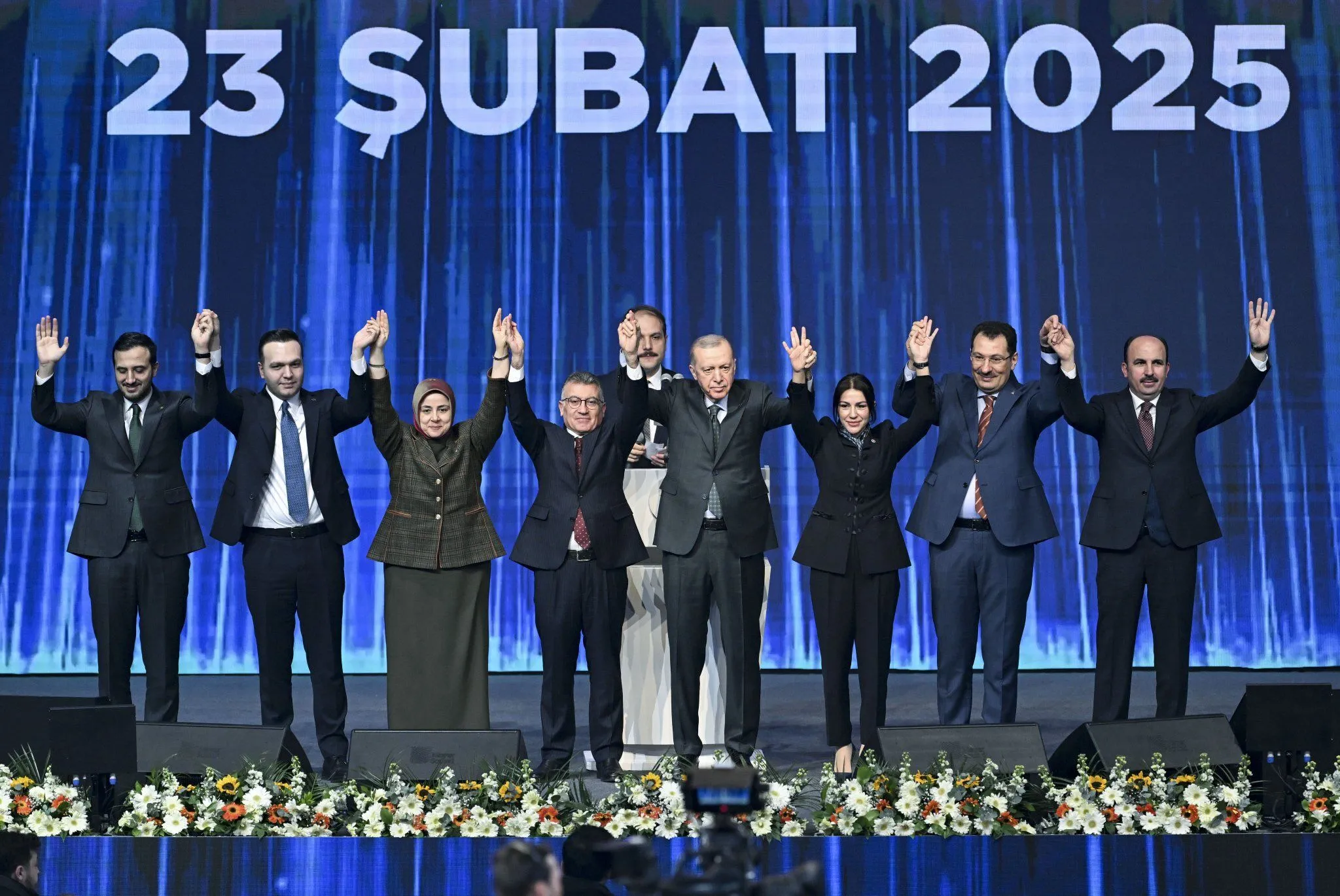 AK Parti 8. Olağan Kongresi’nde Divan Başkanlığı Görevini Sivaslı Abdullah Güler Üstlendi