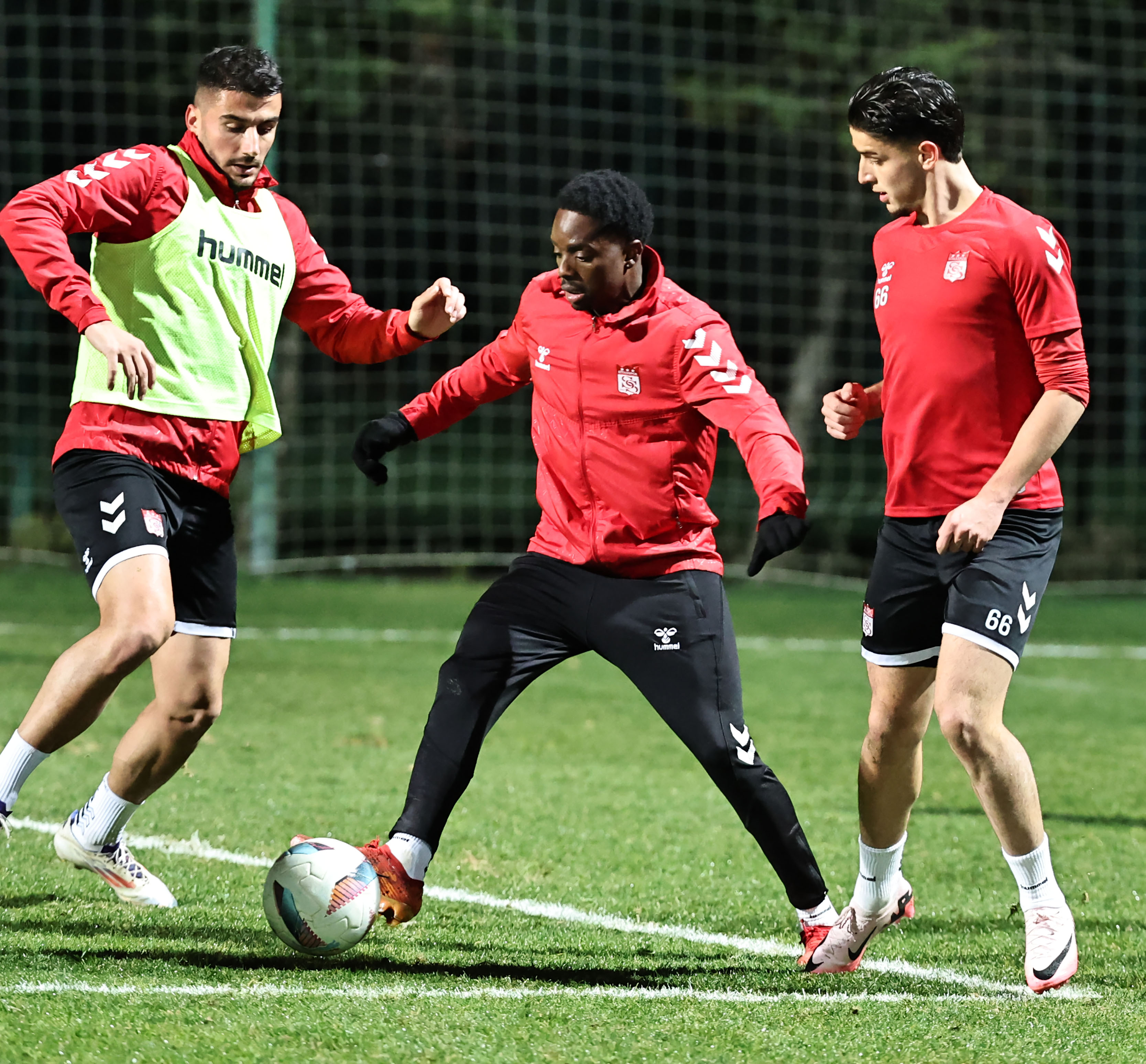 Kocaelispor Maçının Hazırlıkları Başladı Kocaelispor Maçının Hazırlıkları Başladı