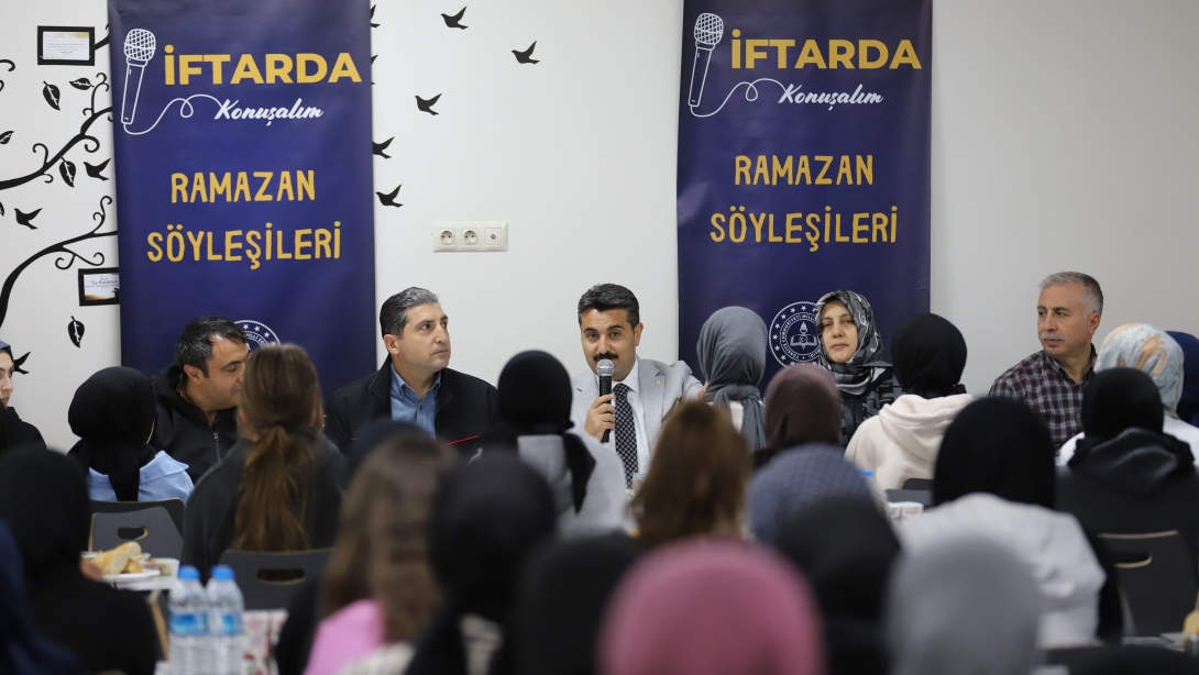 "İftarda Konuşalım Ramazan Söyleşileri"