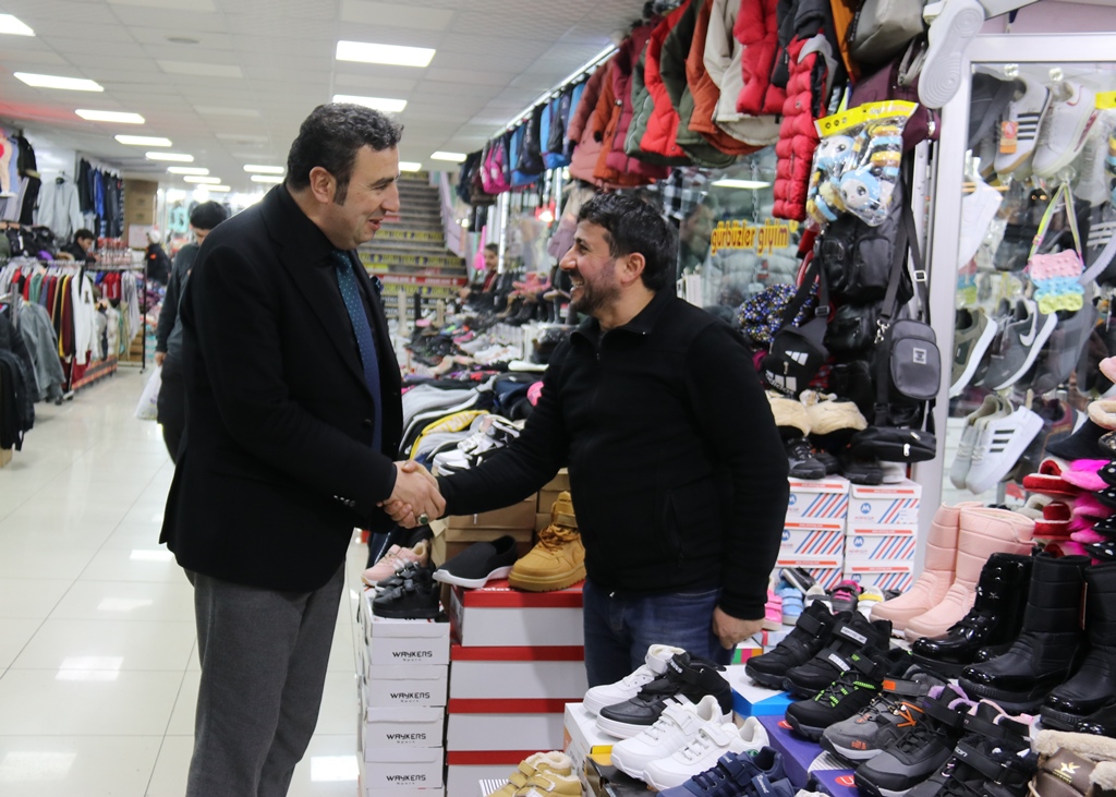 RAMAZAN BAYRAMI ESNAFI HAREKETLENDİRDİ