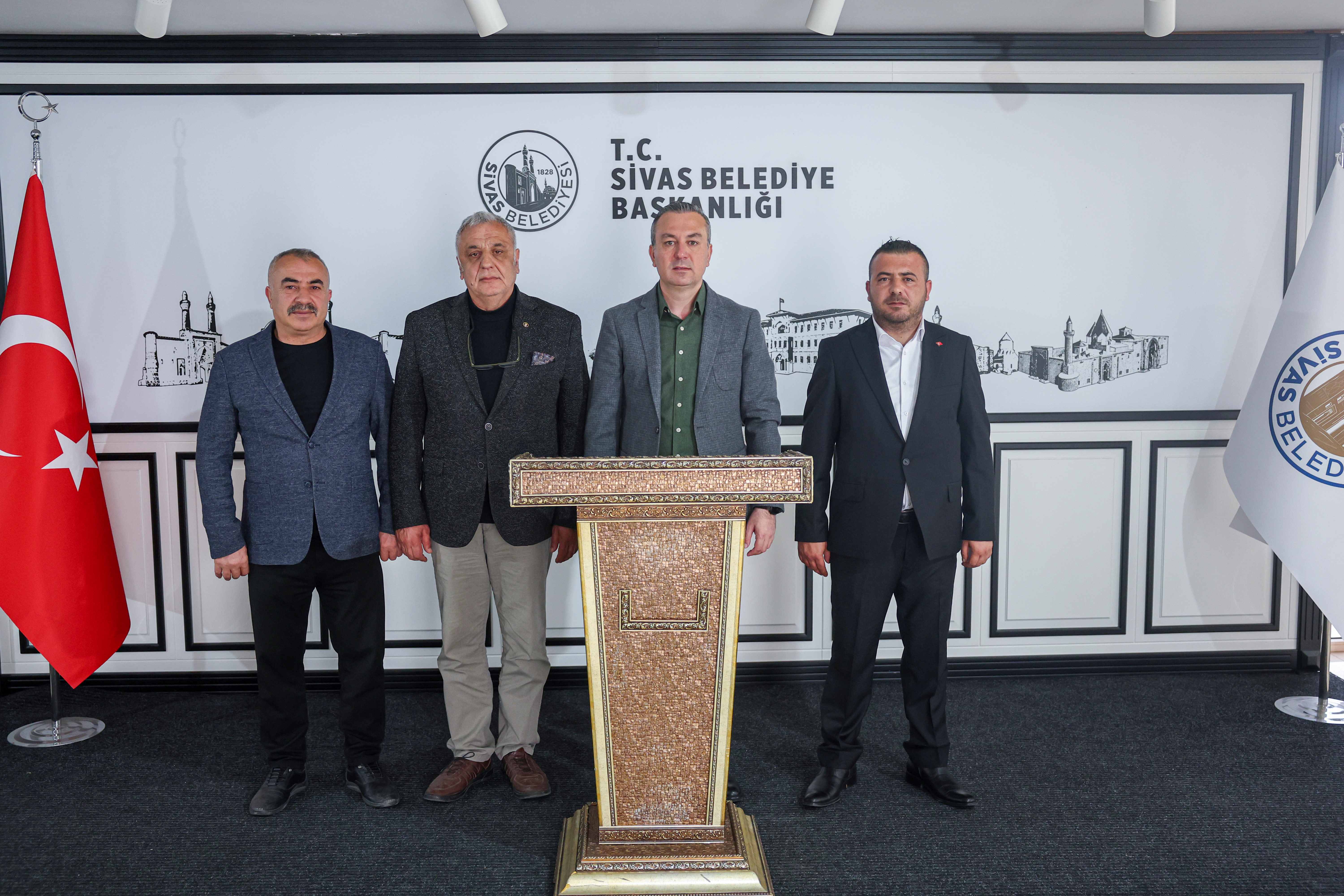 SEYYAR SATICININ DÜKKÂNI ÇIKTI