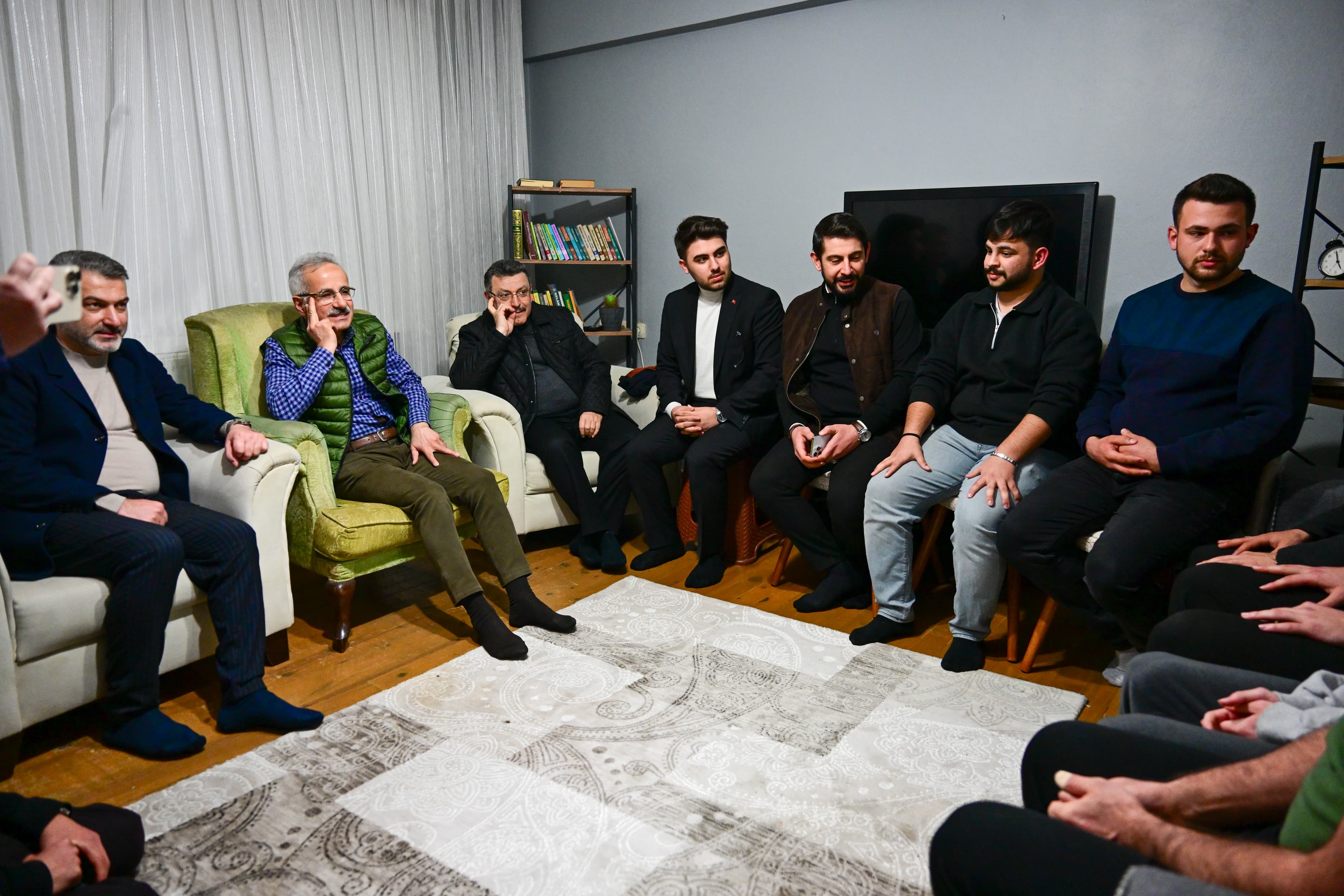 ÖĞRENCİLERLE SAHUR VAKTİ