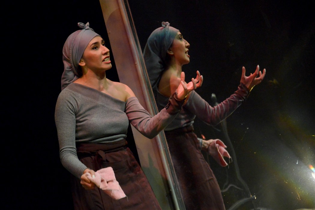 Sivas Devlet Tiyatrosu Antre Oyunu Promiyer yaptı Sivas Devlet Tiyatrosu Antre Oyunu Promiyer yaptı