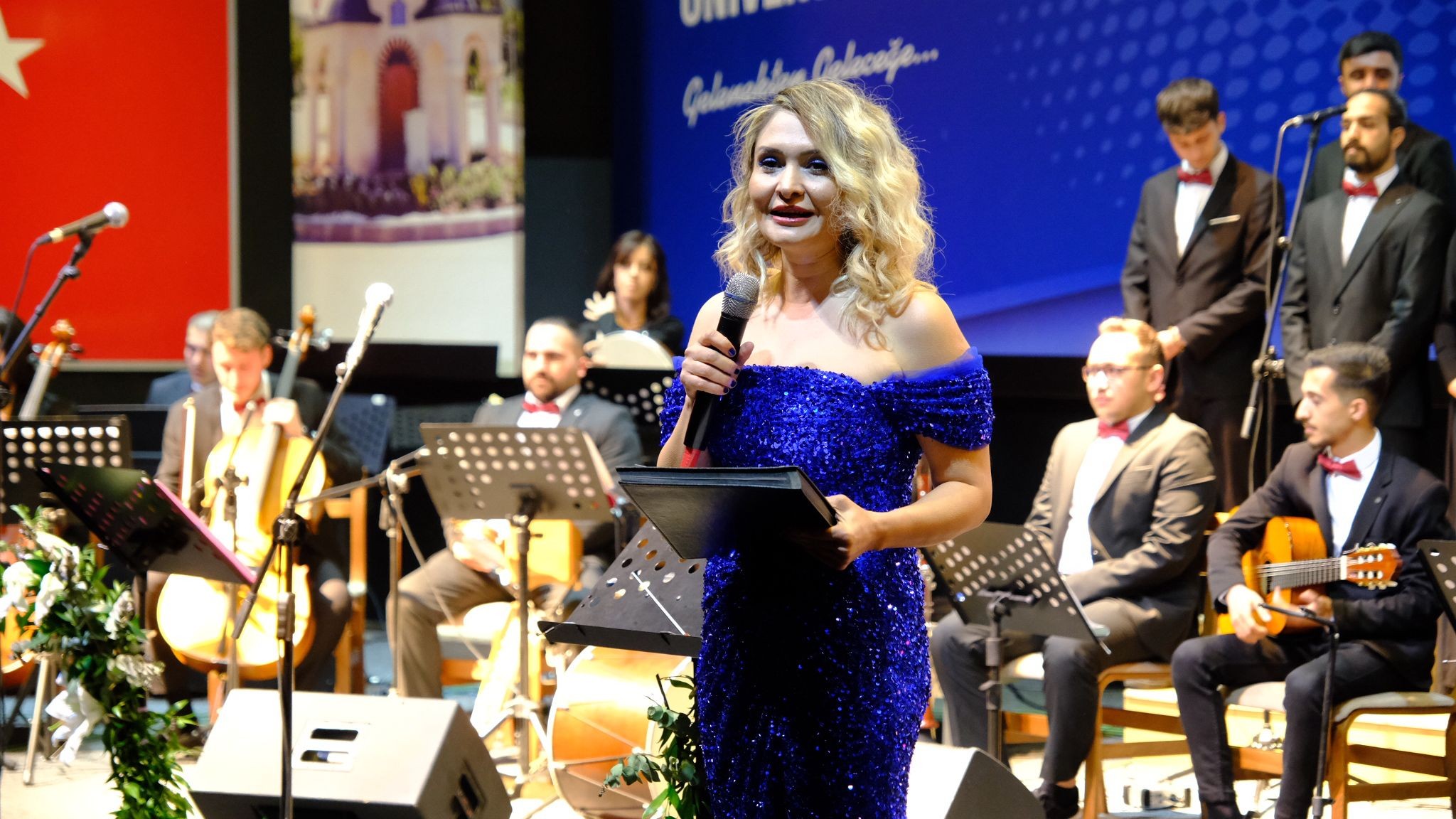 Türk Müziği Devlet Konservatuvarı öğrencileri tarafından “Türk Halk Müziği ve Türk Sanat Müziği” konseri düzenlendi