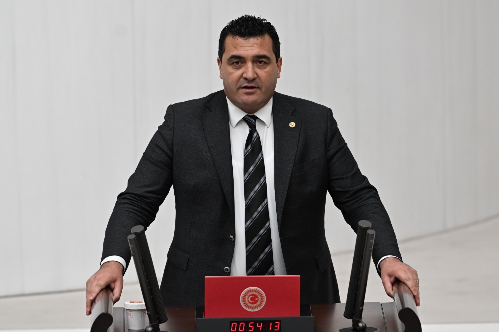 “ÇİFTÇİ PERİŞAN, BORÇLAR ERTELENMELİ AFET BÖLGESİ İLAN ETMELİ” “ÇİFTÇİ PERİŞAN, BORÇLAR ERTELENMELİ AFET BÖLGESİ İLAN ETMELİ”