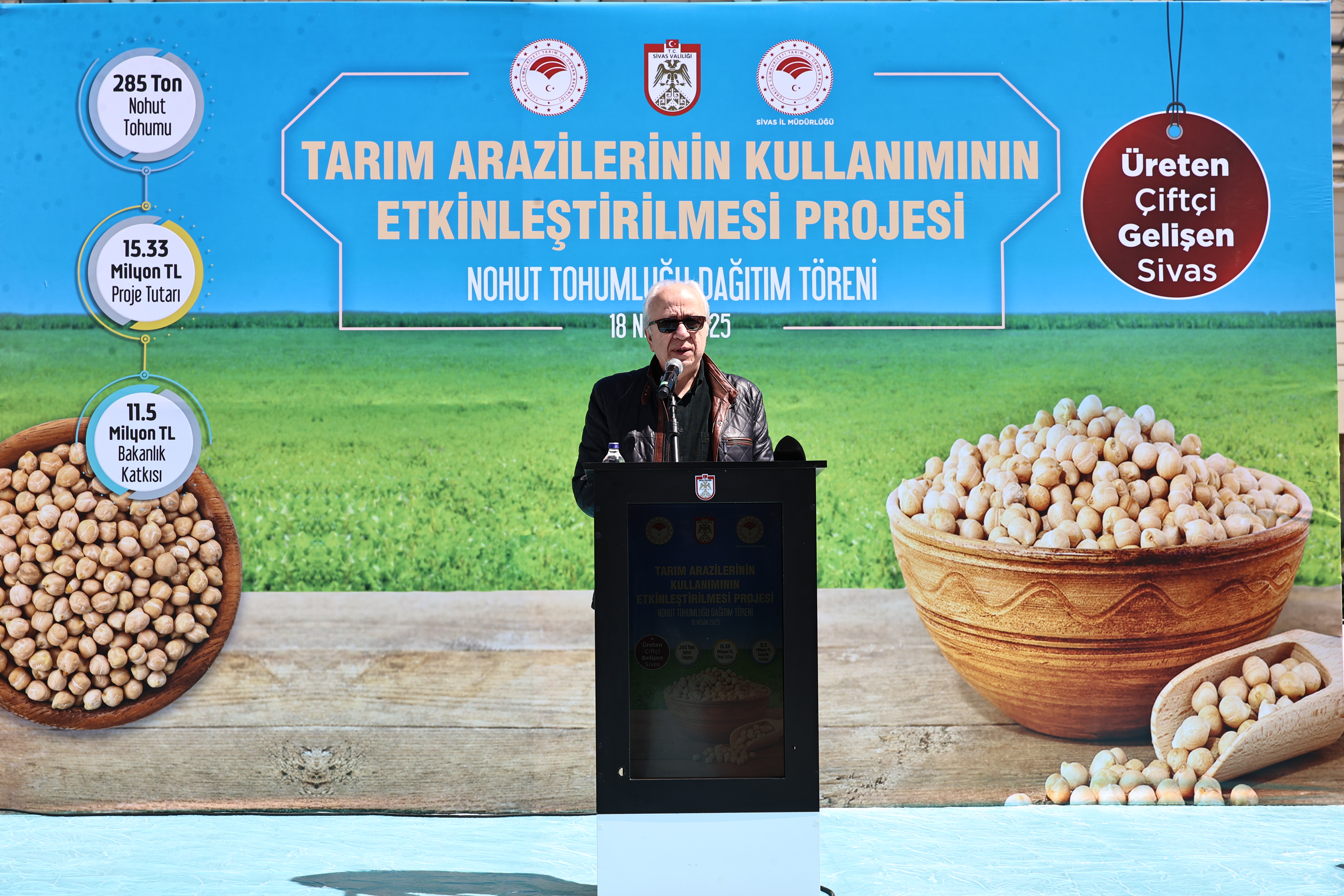 285 Ton Nohut Tohumu Dağıtımı Yapıldı
