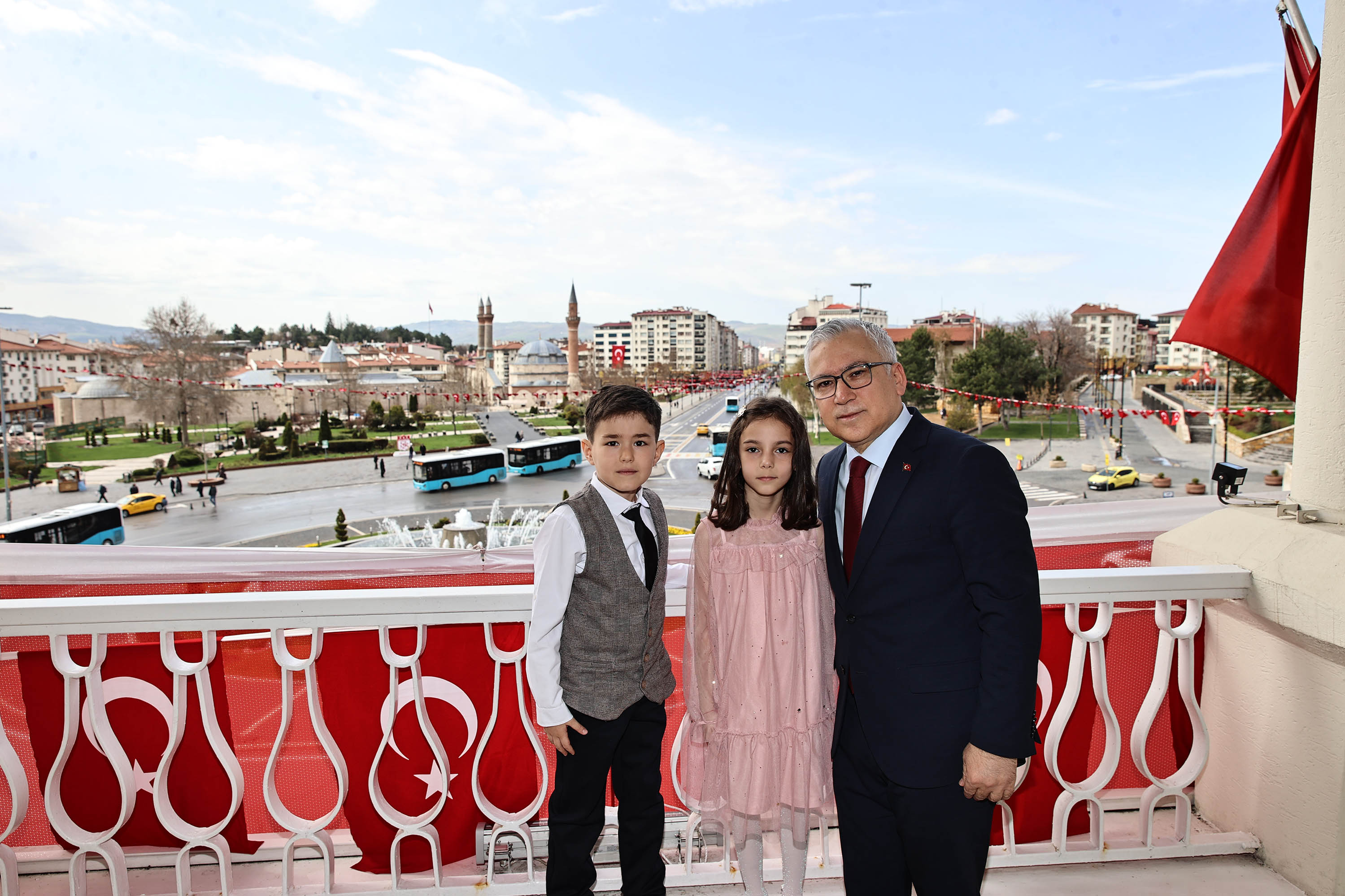 Sivas'ta 23 Nisan Coşkusu