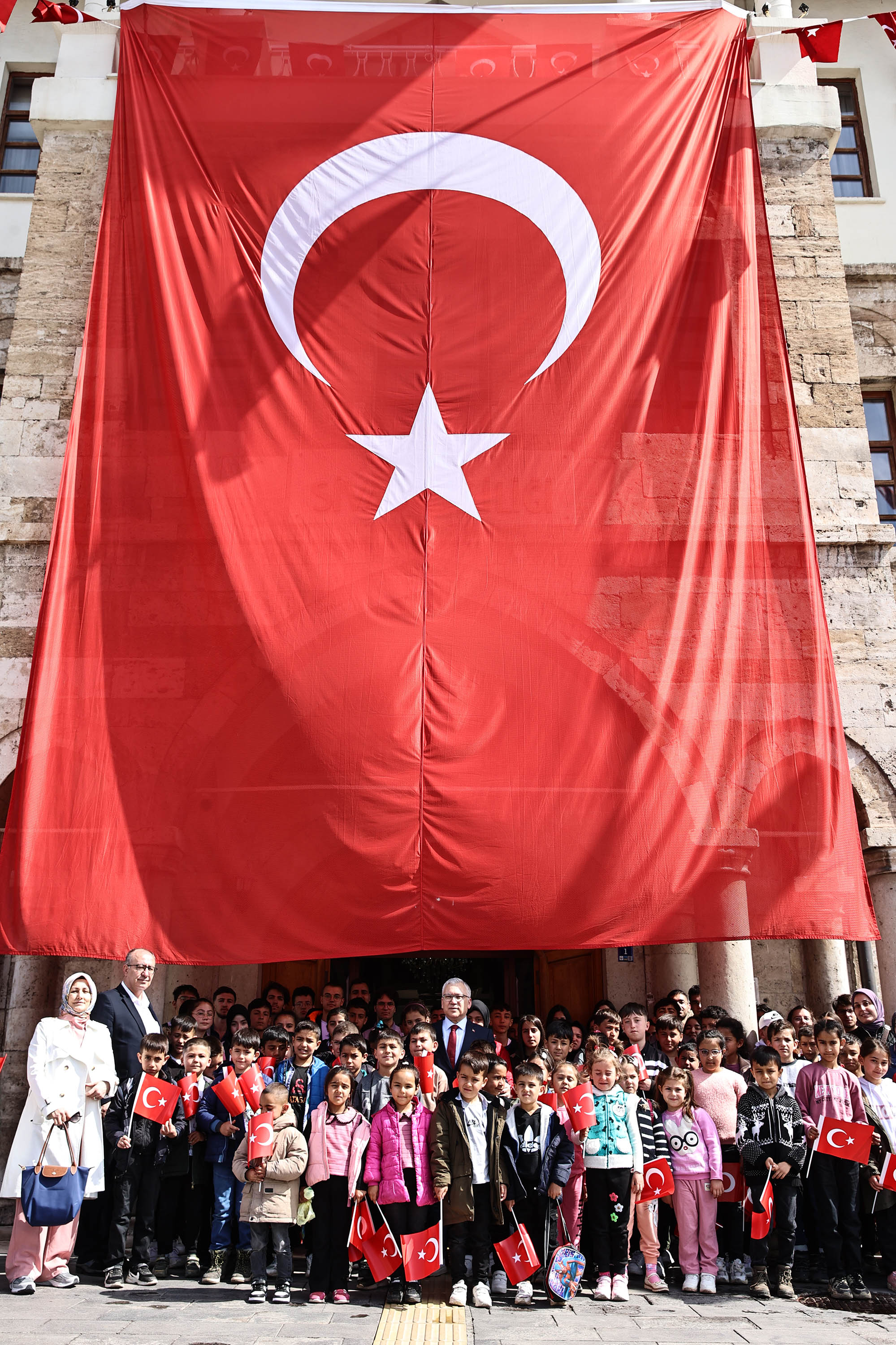 Sivas'ta 23 Nisan Coşkusu