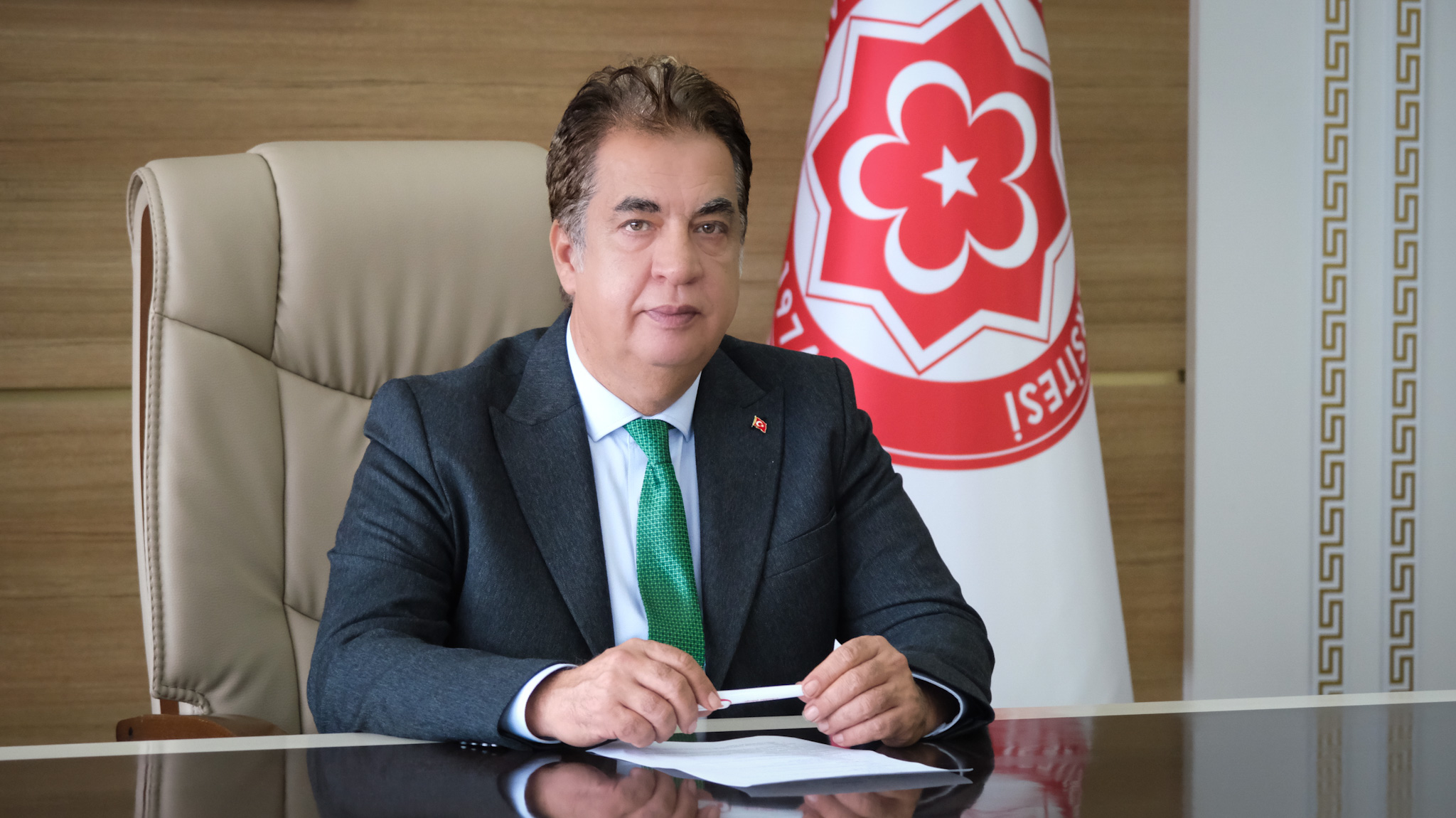 Cumhuriyet Üniversitesi Rektörü Prof. Dr. Ahmet Şengönül’ün 23 Nisan Ulusal Egemenlik ve Çocuk Bayramı Tebrik Mesajı