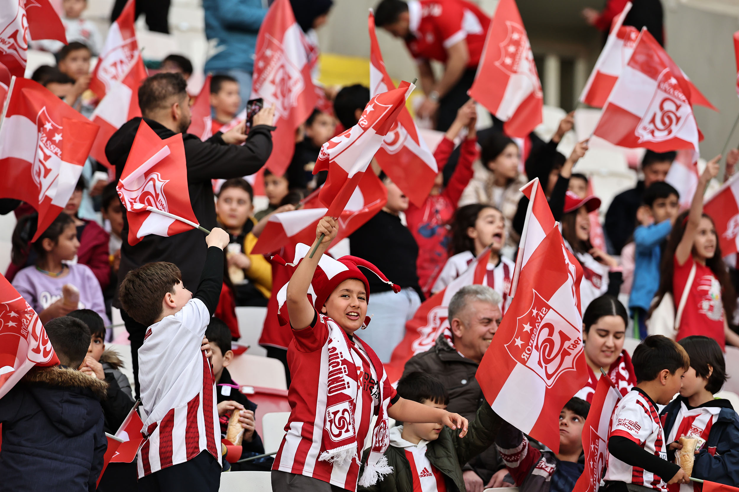 Kuzey Alt Tribünü Biletleri Satışa Sunuluyor