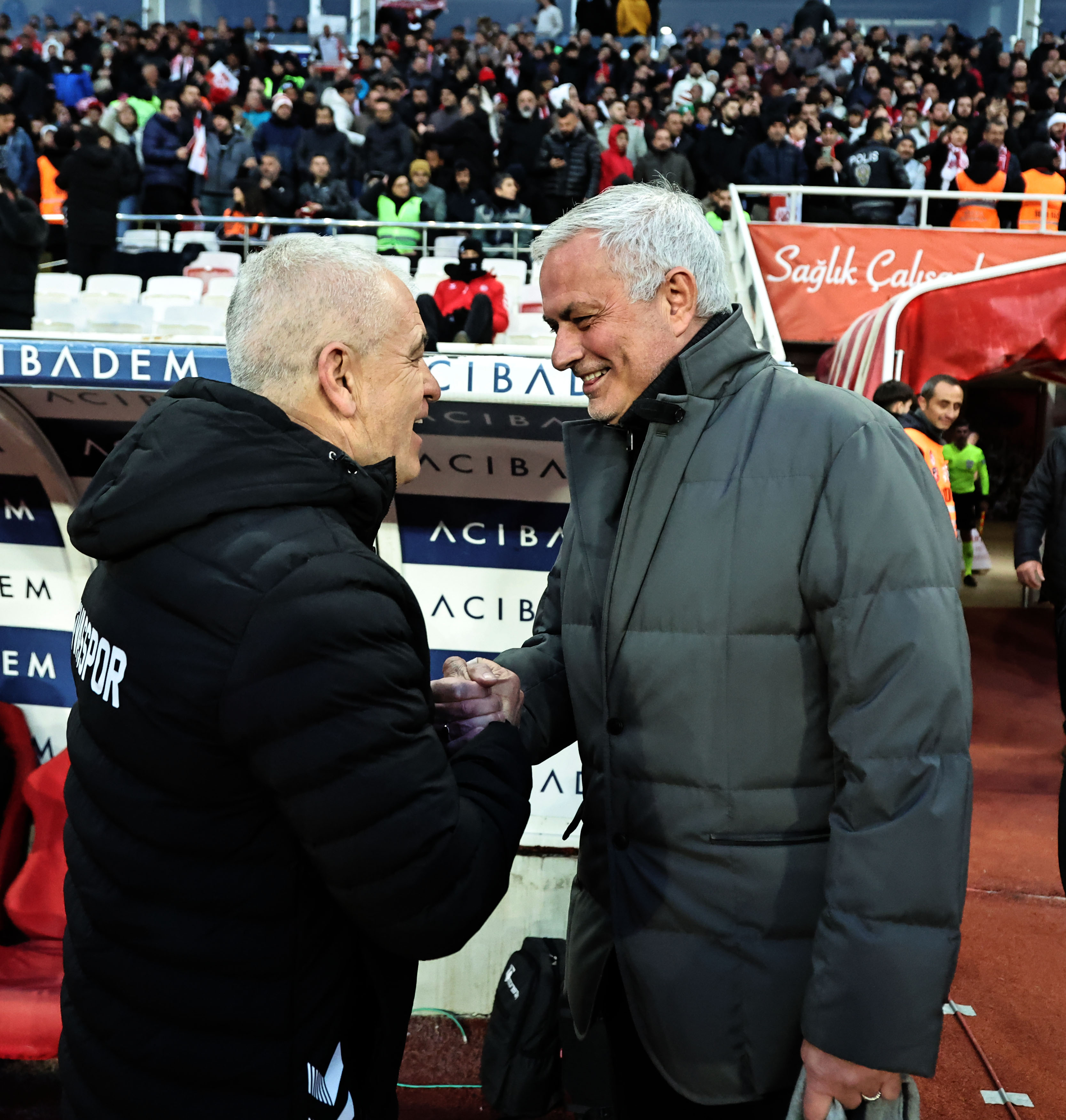 Net Global Sivasspor 1-3 Fenerbahçe Net Global Sivasspor 1-3 Fenerbahçe