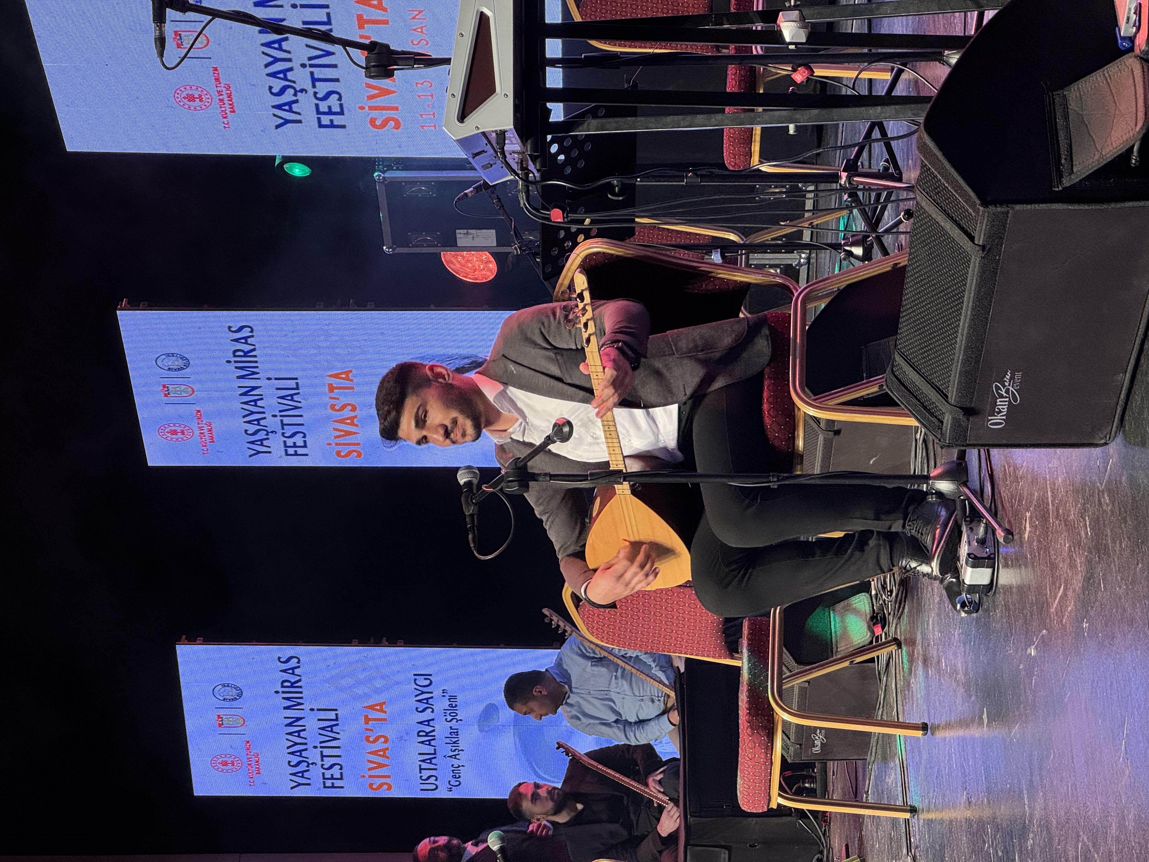 SİVAS YAŞAYAN MİRAS FESTİVALİ ZİYARETÇİLERİN YOĞUN İLGİSİYLE DEVAM EDİYOR SİVAS YAŞAYAN MİRAS FESTİVALİ ZİYARETÇİLERİN YOĞUN İLGİSİYLE DEVAM EDİYOR