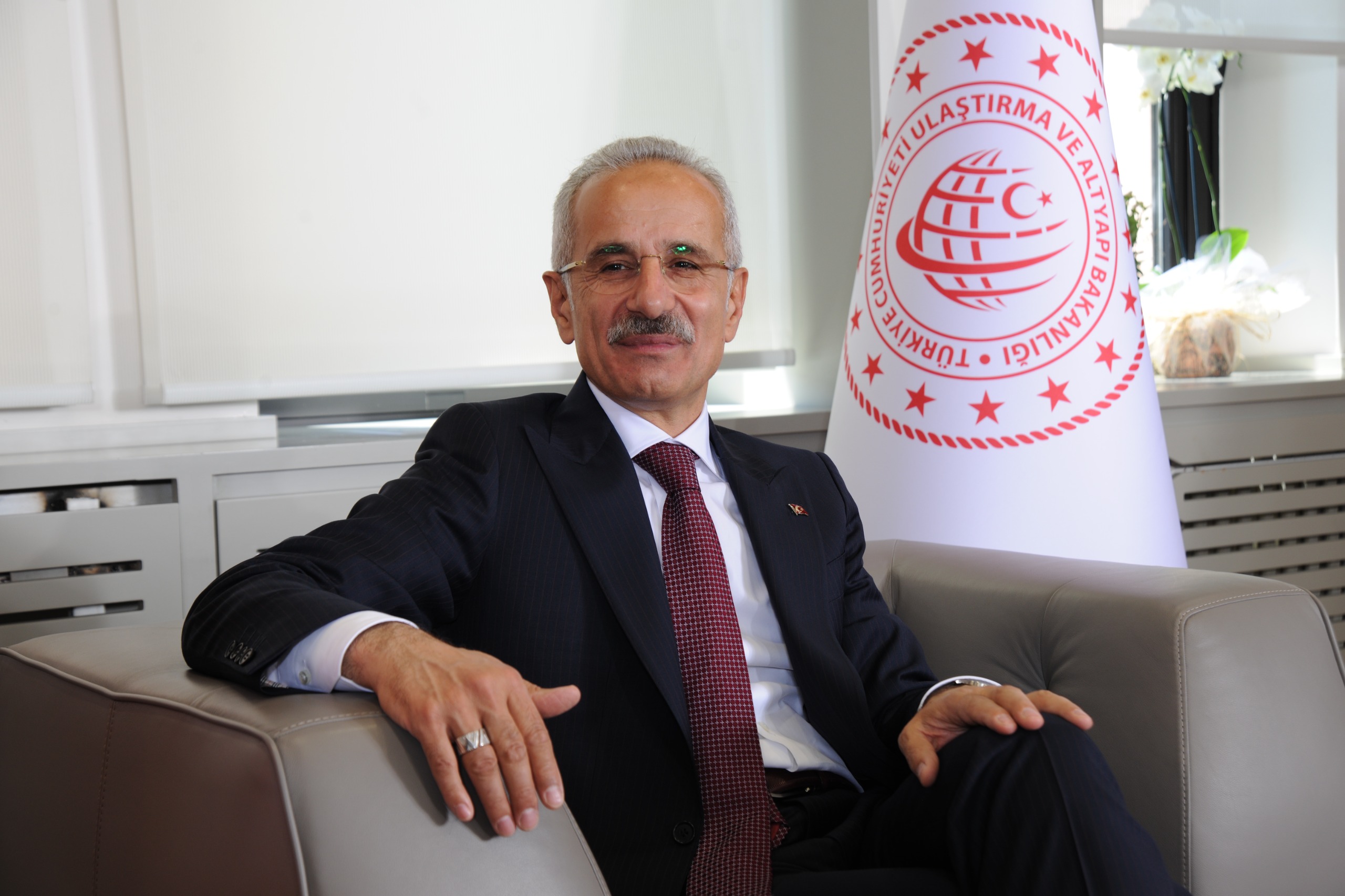 ULAŞIMIN BAŞKENTİ ANKARA ULAŞIMIN BAŞKENTİ ANKARA