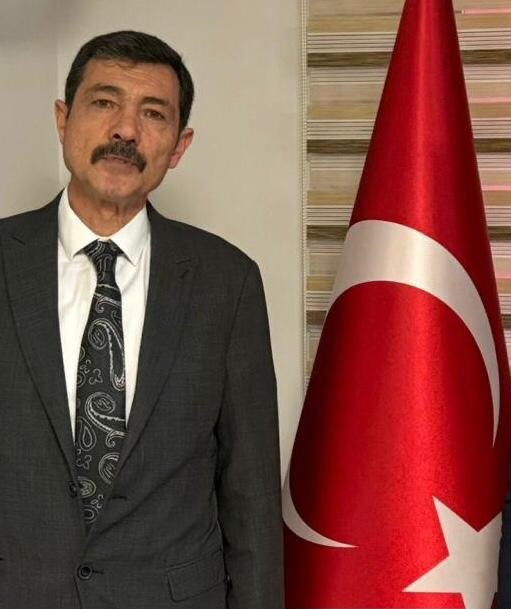 Zafer Partisi İl Başkanı Sinan Sarı"YÜZYILIN EN BÜYÜK İHANETİ İLE ÜLKEMİZ KARŞI KARŞIYADIR."