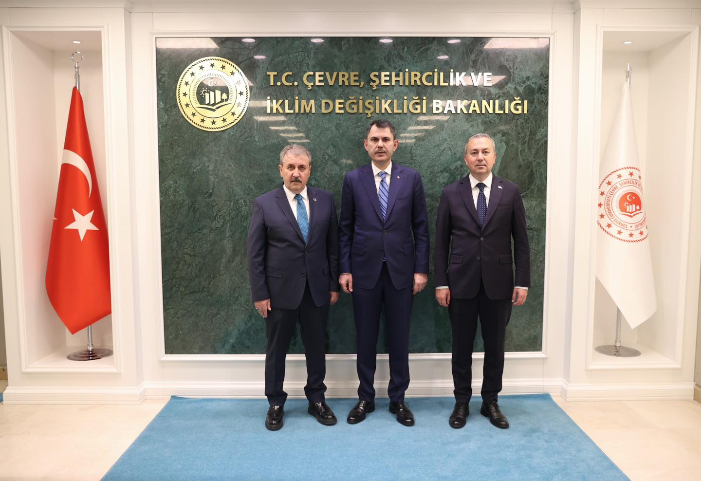 Belediye Başkanı Dr. Adem Uzun, Büyük Birlik Partisi Genel Başkanı Mustafa Destici ile birlikte Çevre Şehircilik ve İklim Değişikliği Bakanı Murat Kurum’u ziyaret etti