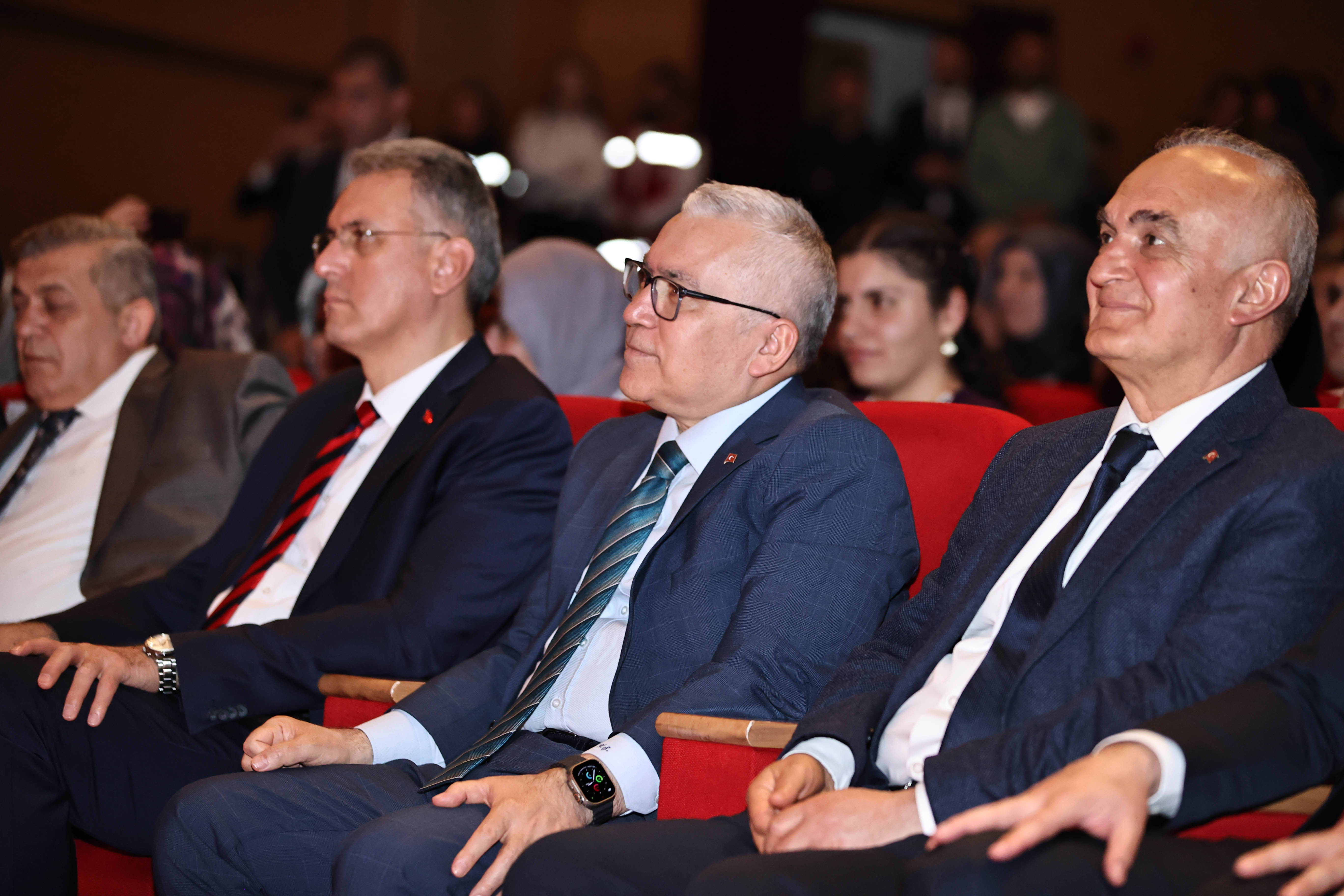 Engel Bedenlerde Değil, Zihinlerdedir Engel Bedenlerde Değil, Zihinlerdedir