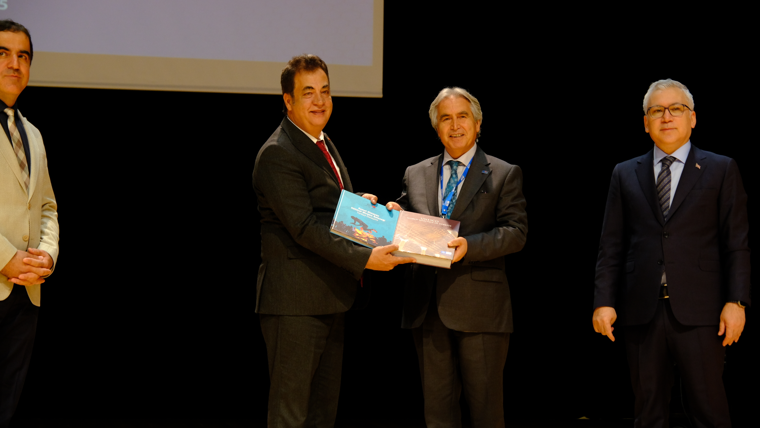 SCÜ’de Türkiye ve Afrika Gençleri Buluştu SCÜ’de Türkiye ve Afrika Gençleri Buluştu