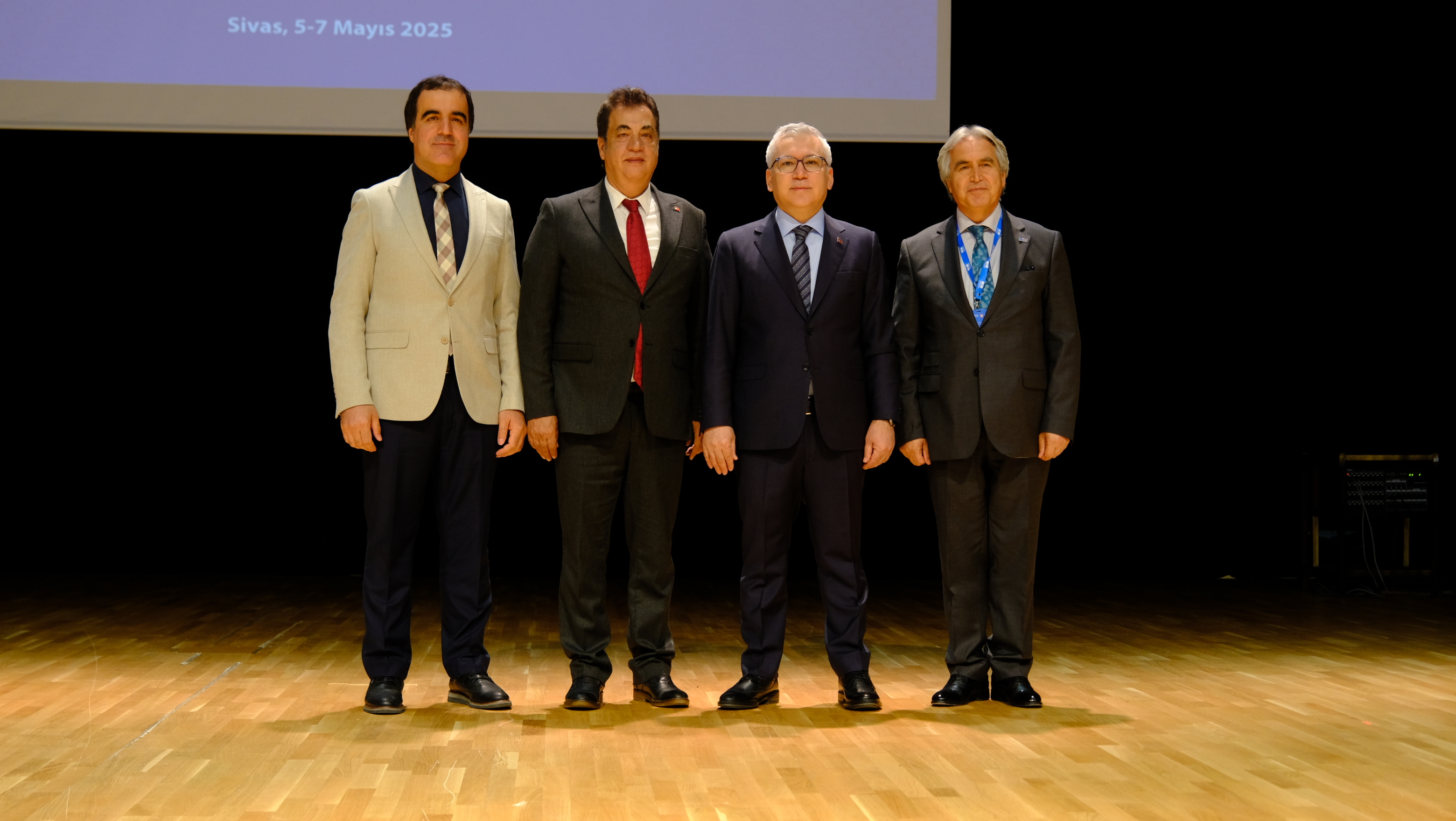 SCÜ’de Türkiye ve Afrika Gençleri Buluştu SCÜ’de Türkiye ve Afrika Gençleri Buluştu