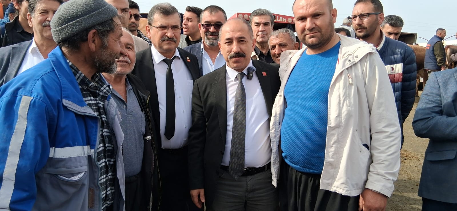 Şarkışla Hayvan Pazarı Yalnız Bırakılamaz Şarkışla Hayvan Pazarı Yalnız Bırakılamaz