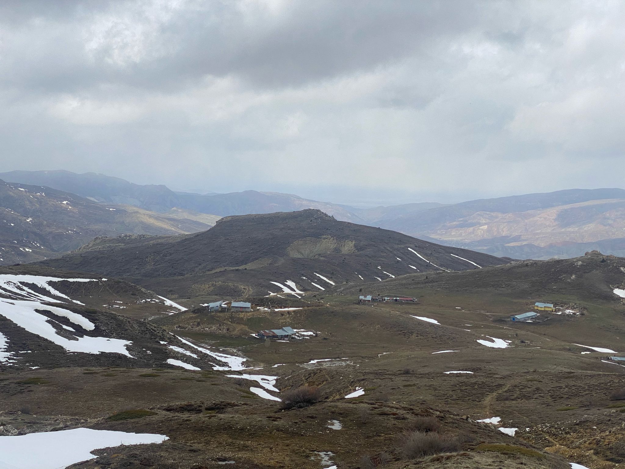 DİPSİZGÖL KÖYÜNE “TUZ OCAĞI’ HANÇERİ