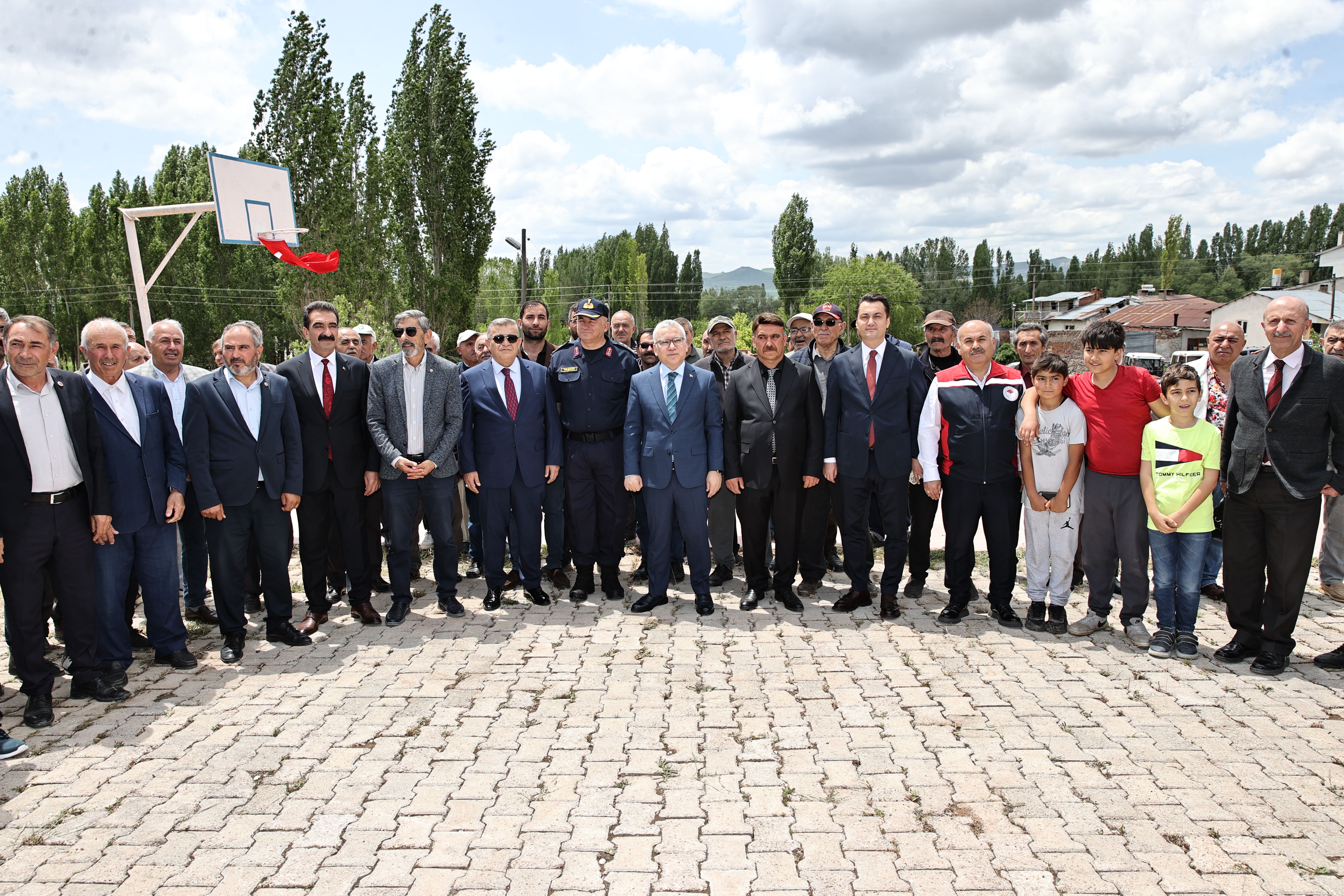 Reflektör Tak, Işık Ol, Görünür Ol