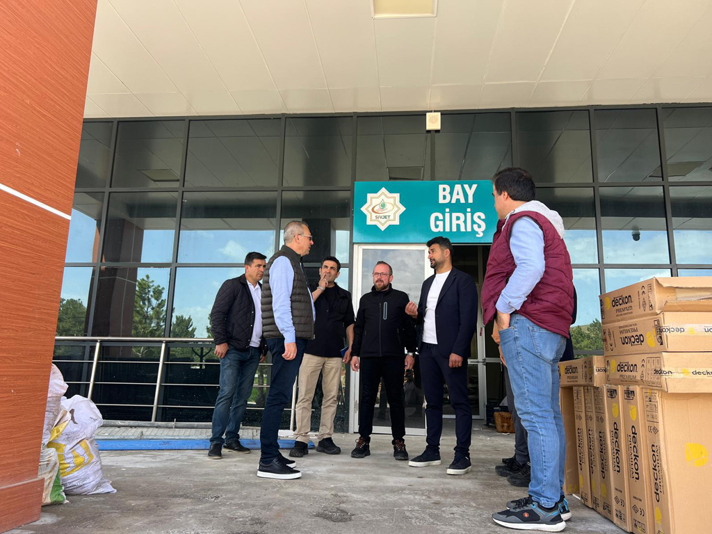 AQUAPARK TAMAM SIRA AÇIK HAVUZLARDA AQUAPARK TAMAM SIRA AÇIK HAVUZLARDA