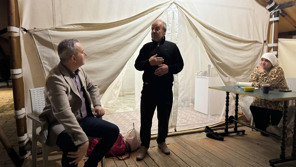 AQUAPARK TAMAM SIRA AÇIK HAVUZLARDA AQUAPARK TAMAM SIRA AÇIK HAVUZLARDA