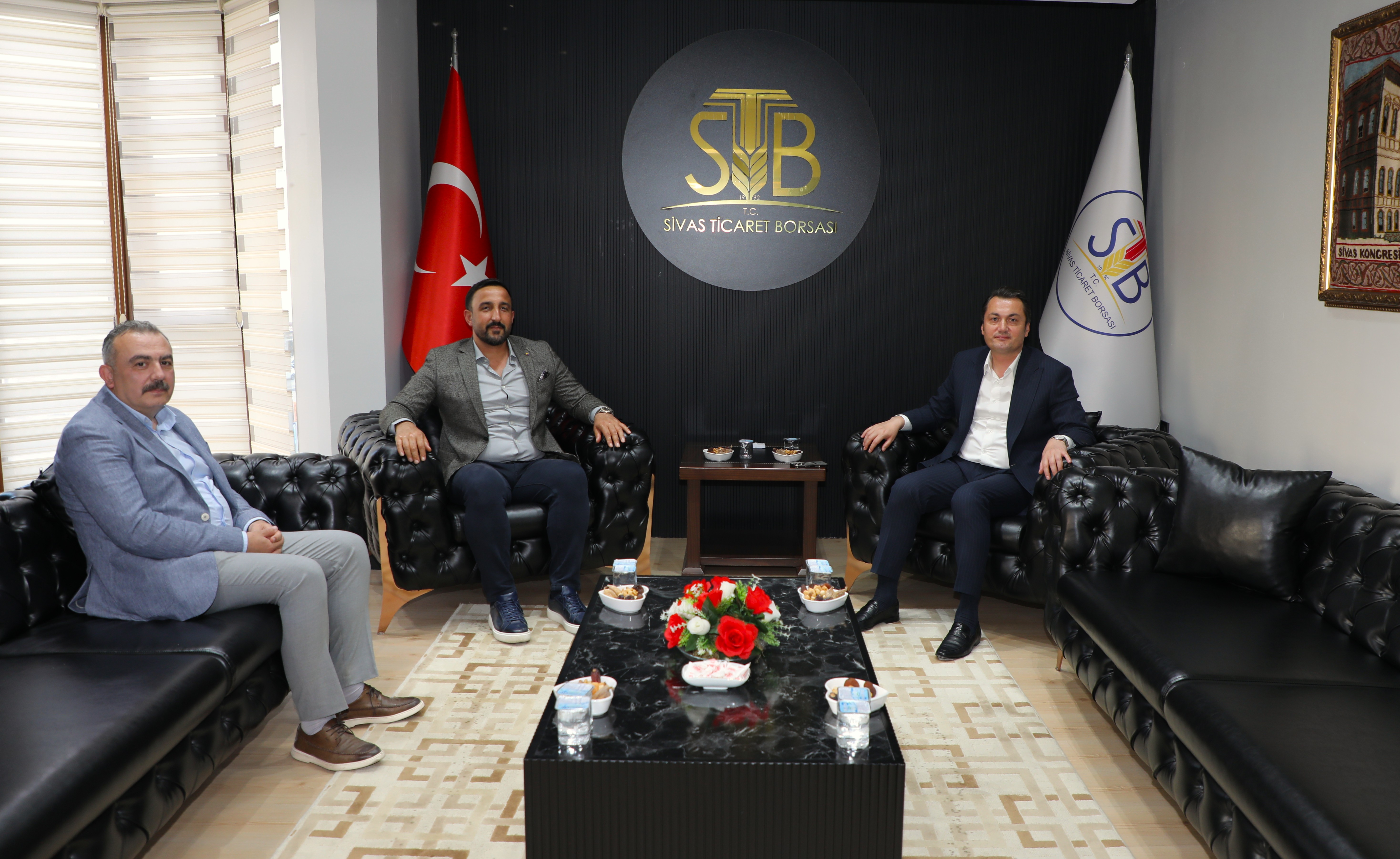 Şakir Öner Öztürk’ten Sivas Ticaret Borsası’na Veda Ziyareti