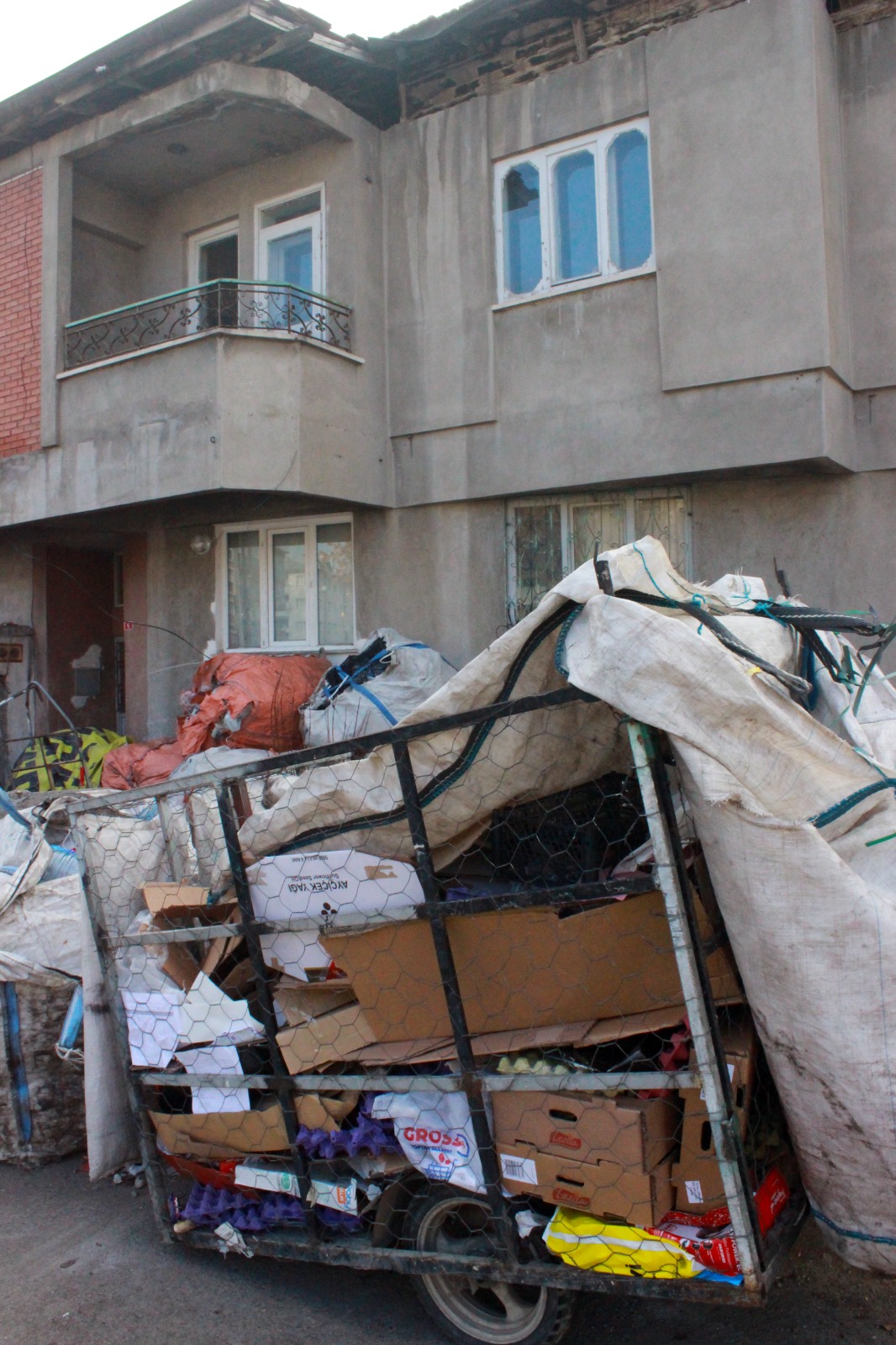 SİVAS’TA ATIK TOPLAYICILARI ULUSLARARASI AKADEMİK DERGİYE KONU OLDU SİVAS’TA ATIK TOPLAYICILARI ULUSLARARASI AKADEMİK DERGİYE KONU OLDU