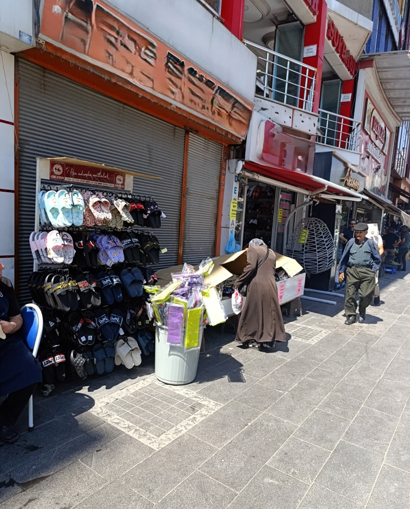 KALDIRIM İŞGALİNE 1 MİLYON TL’Yİ AŞAN CEZA KALDIRIM İŞGALİNE 1 MİLYON TL’Yİ AŞAN CEZA