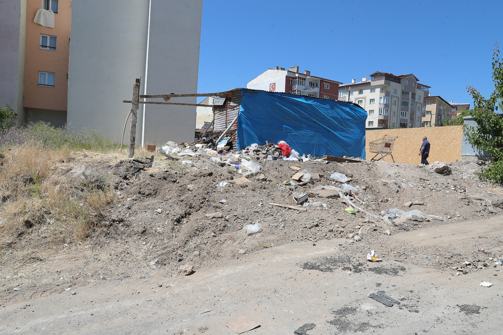 Atık Denetimleri Kapsamında Dört Adreste Daha Temizlik Yapıldı