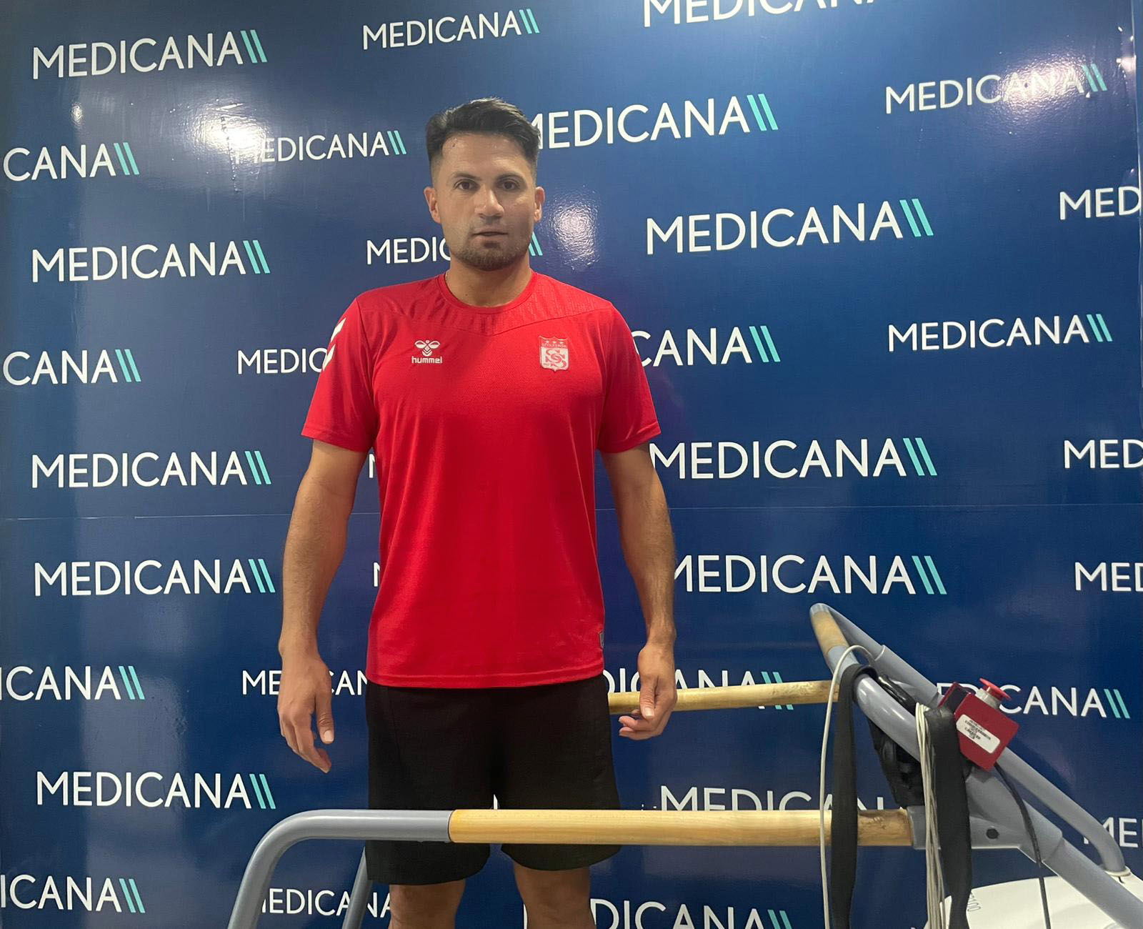 Futbolcular Medicana'da Sağlık Kontrolünden Geçti Futbolcular Medicana'da Sağlık Kontrolünden Geçti