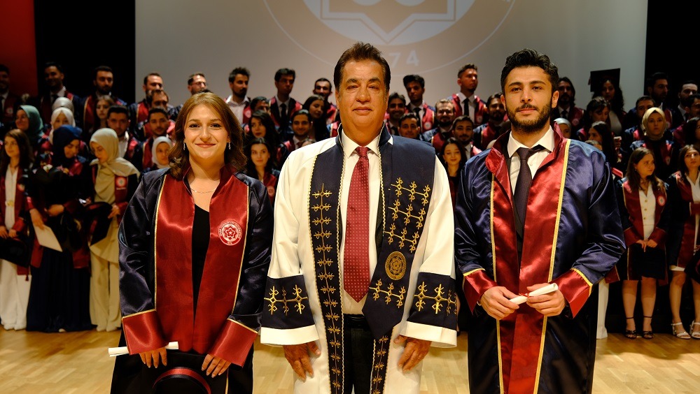 SCÜ’den Sağlık Dünyasına Yeni Kahramanlar SCÜ’den Sağlık Dünyasına Yeni Kahramanlar