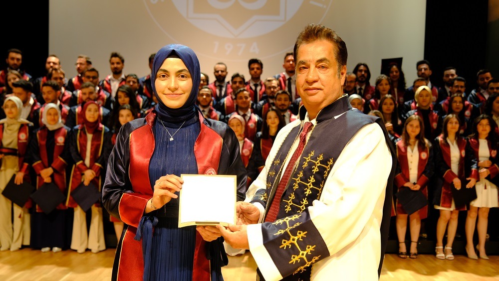 SCÜ’den Sağlık Dünyasına Yeni Kahramanlar SCÜ’den Sağlık Dünyasına Yeni Kahramanlar