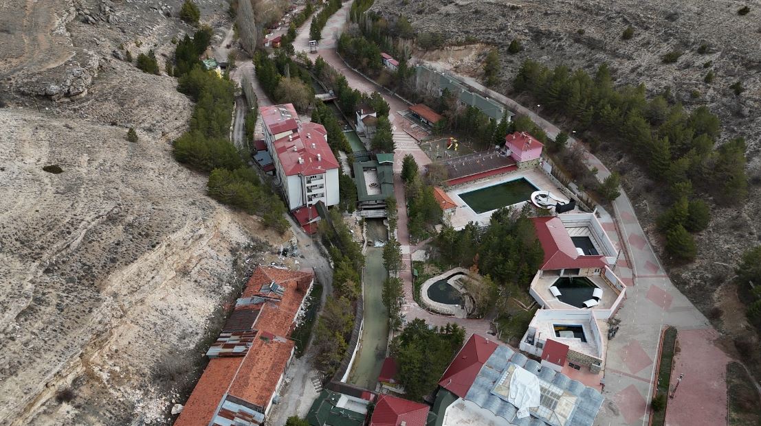 “KANGAL BALIKLIGÖL TABİAT PARKI’NDAKİ SORULAR MECLİS GÜNDEMİNDE “KANGAL BALIKLIGÖL TABİAT PARKI’NDAKİ SORULAR MECLİS GÜNDEMİNDE