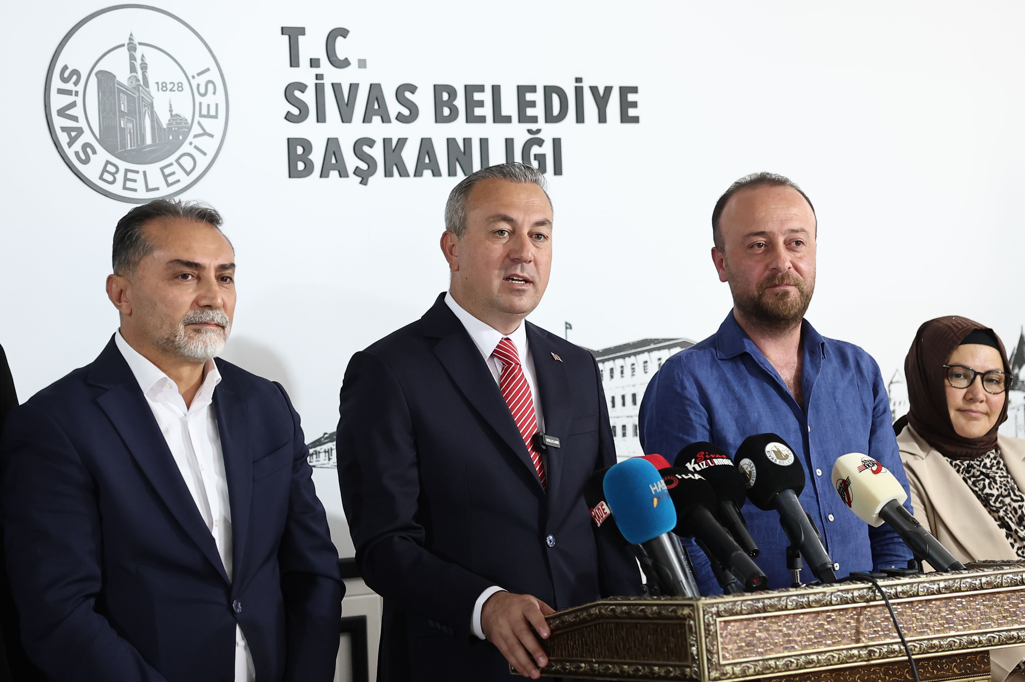 Özbelsan, Sivaspsora İsim ve Forma Göğüs Sponsoru Oldu Özbelsan, Sivaspsora İsim ve Forma Göğüs Sponsoru Oldu