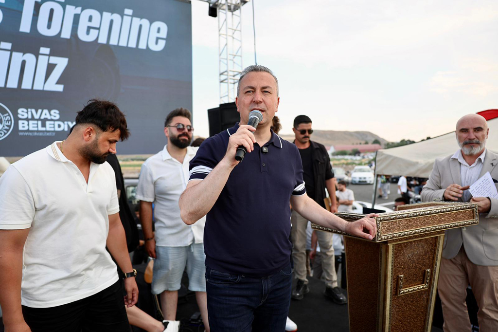 DRİFT ALANI COŞKULU BİR TÖRENLE HİZMETE AÇILDI DRİFT ALANI COŞKULU BİR TÖRENLE HİZMETE AÇILDI